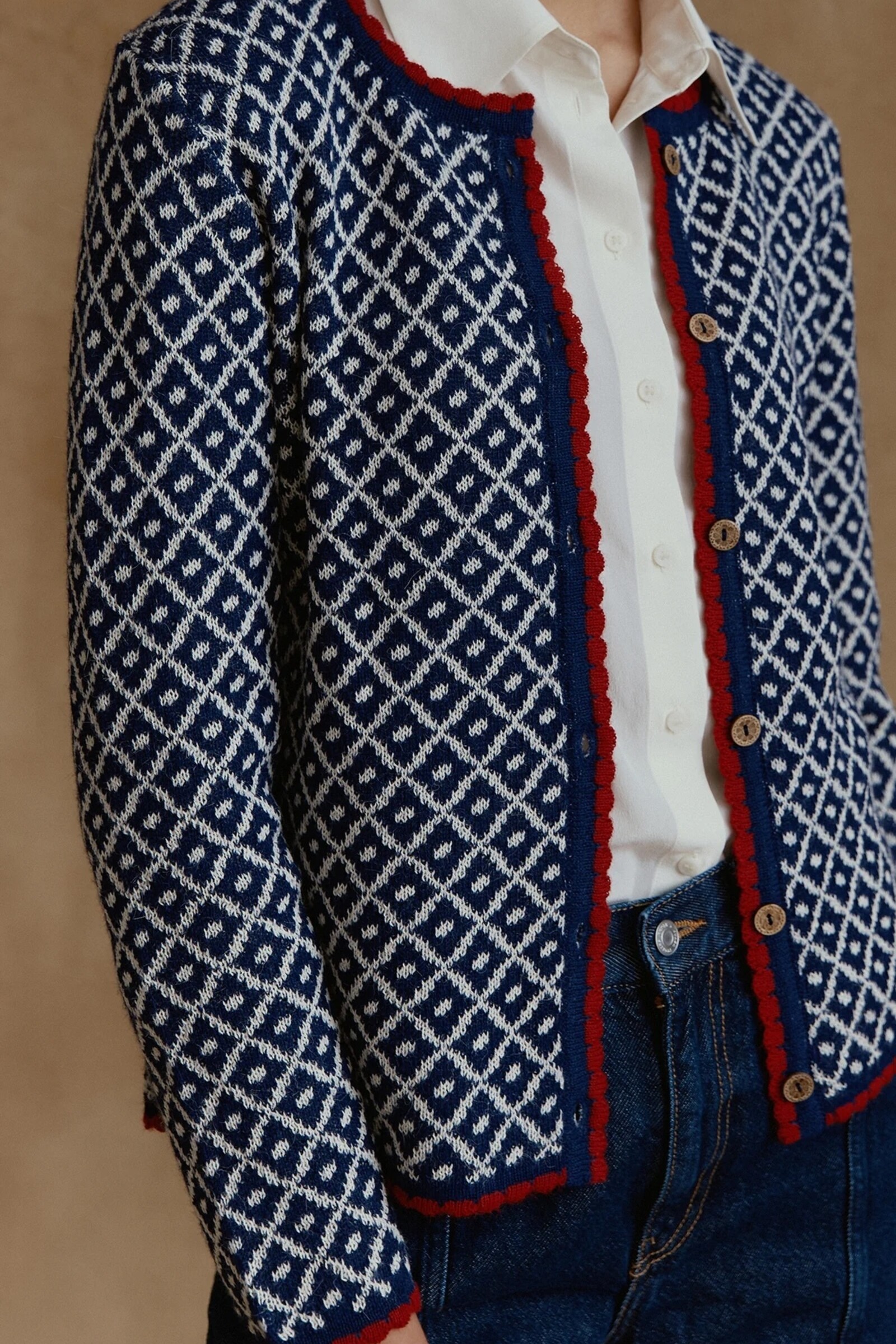 MANUELA BEDFORD MANUELA BEDFORD Aura Cardigan Navy | Tijdloos Blauw Vest van 100% Peruaanse Alpacawol