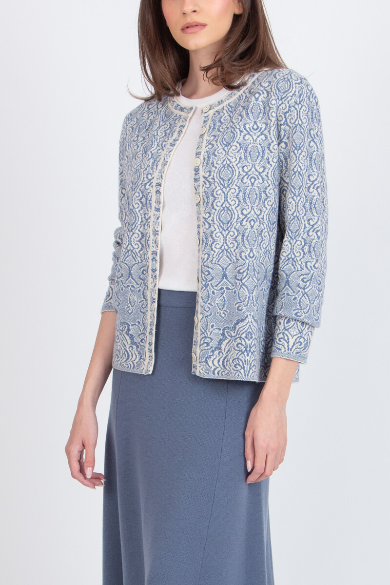 IVKO - Jacquard O-Neck Cardigan Ornament Pattern Stone Blue | Betoverend IVKO Vest van Wol met Ornamentpatroon