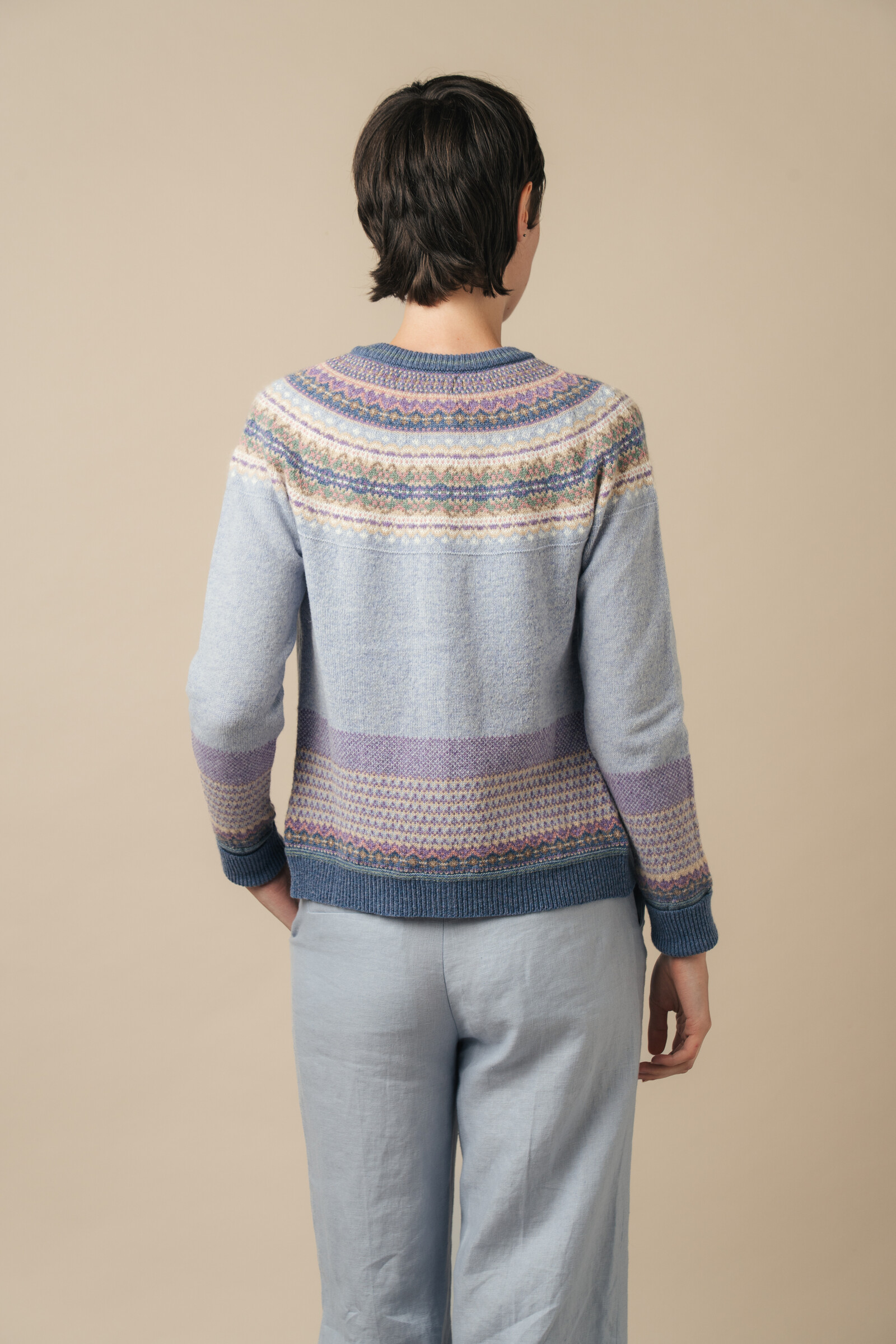 Eribé Eribé Alpine Cardigan Dove | Soft Grey Cardigan of 96% Soft Merino Wool and 4% Angora Wool