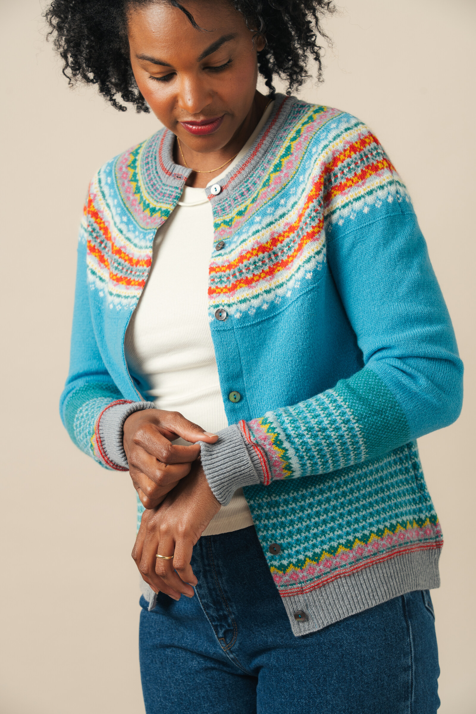 Eribé Eribé Alpine Cardigan Aqua | Gilet Bleu Vif à 96% de Laine Mérinos Douce et à 4% de Laine Angora