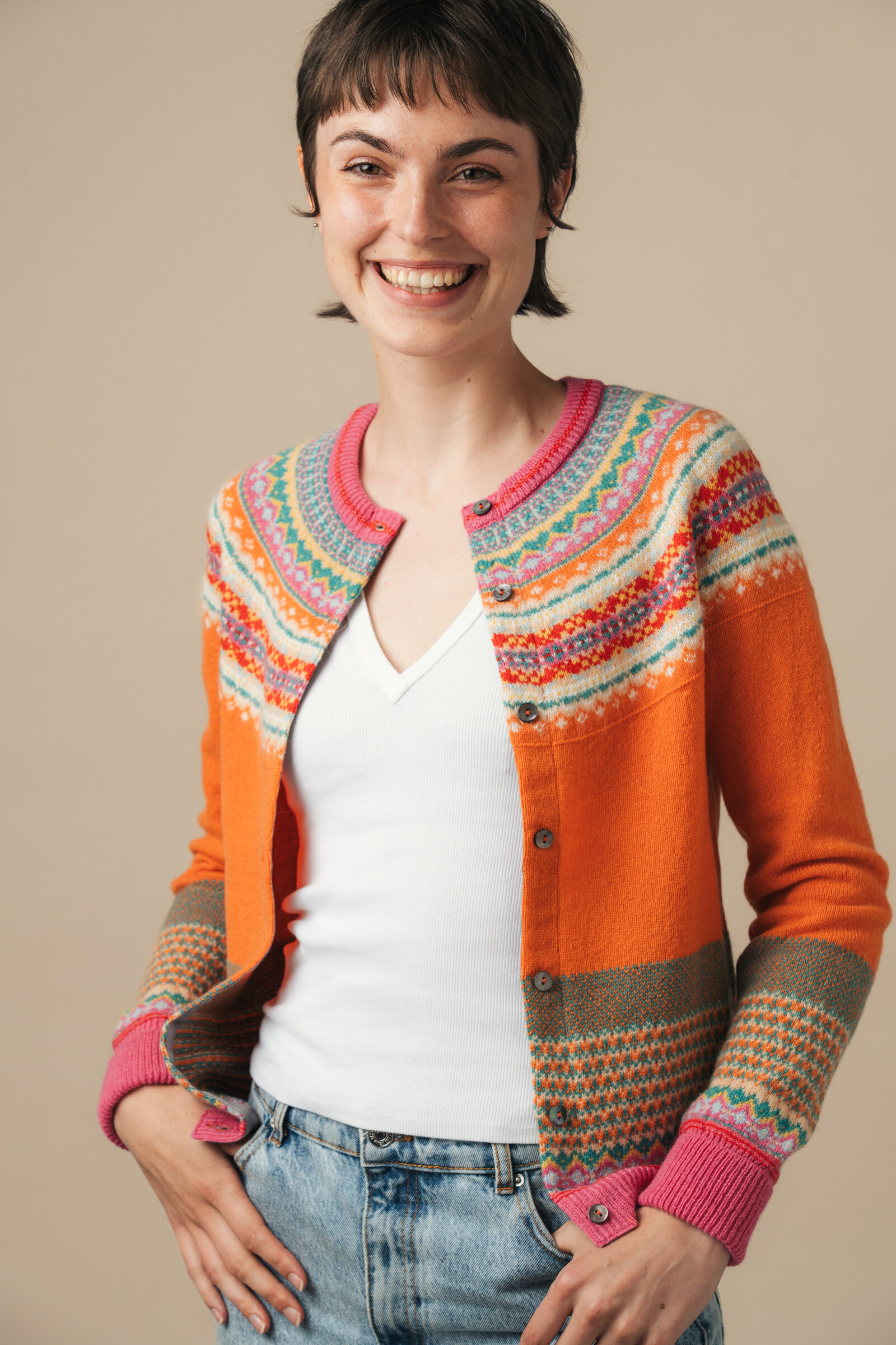 Eribé Eribé Alpine Cardigan Dazzle | Orange Cardigan of 96% Soft Merino Wool and 4% Angora Wool