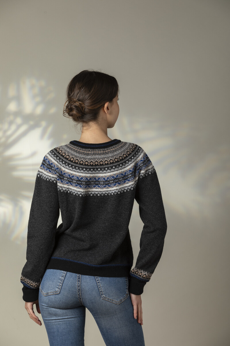 Eribé Alpine Short Sweater Pegasus |  Warm and Soft Sweater in Grey Shades