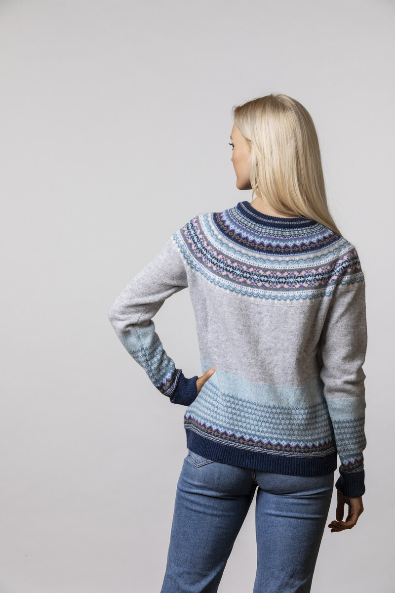 Eribé Alpine Sweater Arctic |  Warme en Zachte Trui in Grijstinten