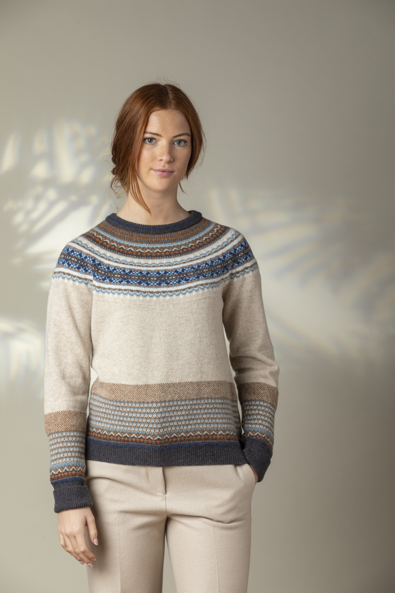 Eribé Eribé Alpine Sweater Taurus |  Pull Chaud et Doux dans des Tons Beige