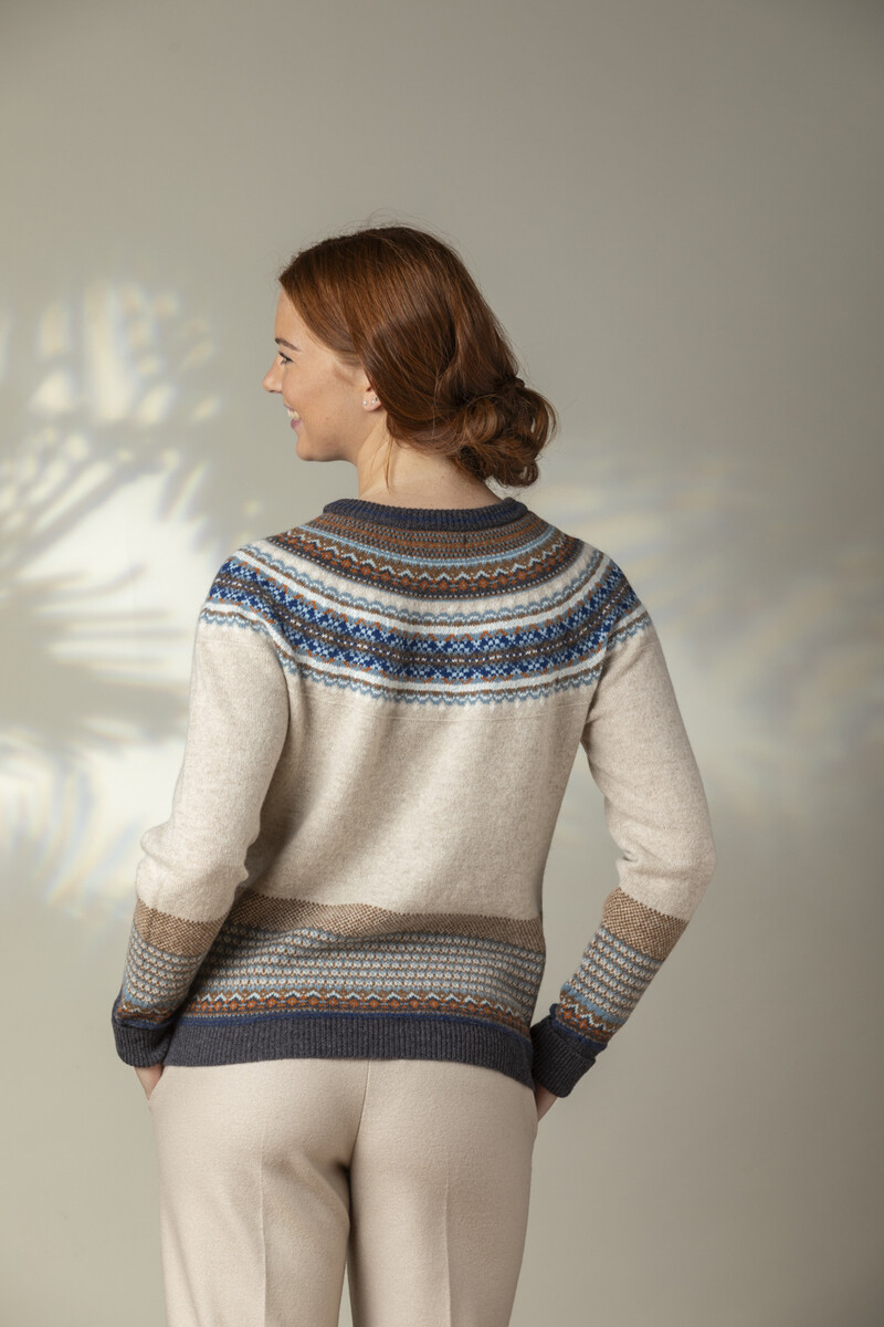 Eribé Alpine Sweater Taurus |  Warm and Soft Sweater in Beige Shades