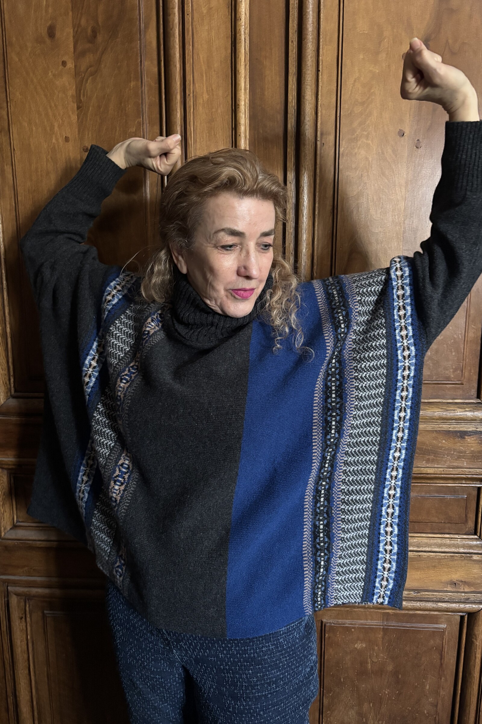 Eribé Eribé Montrose Cowl Sweater Hermes | Pull Écossais au Design Spécial