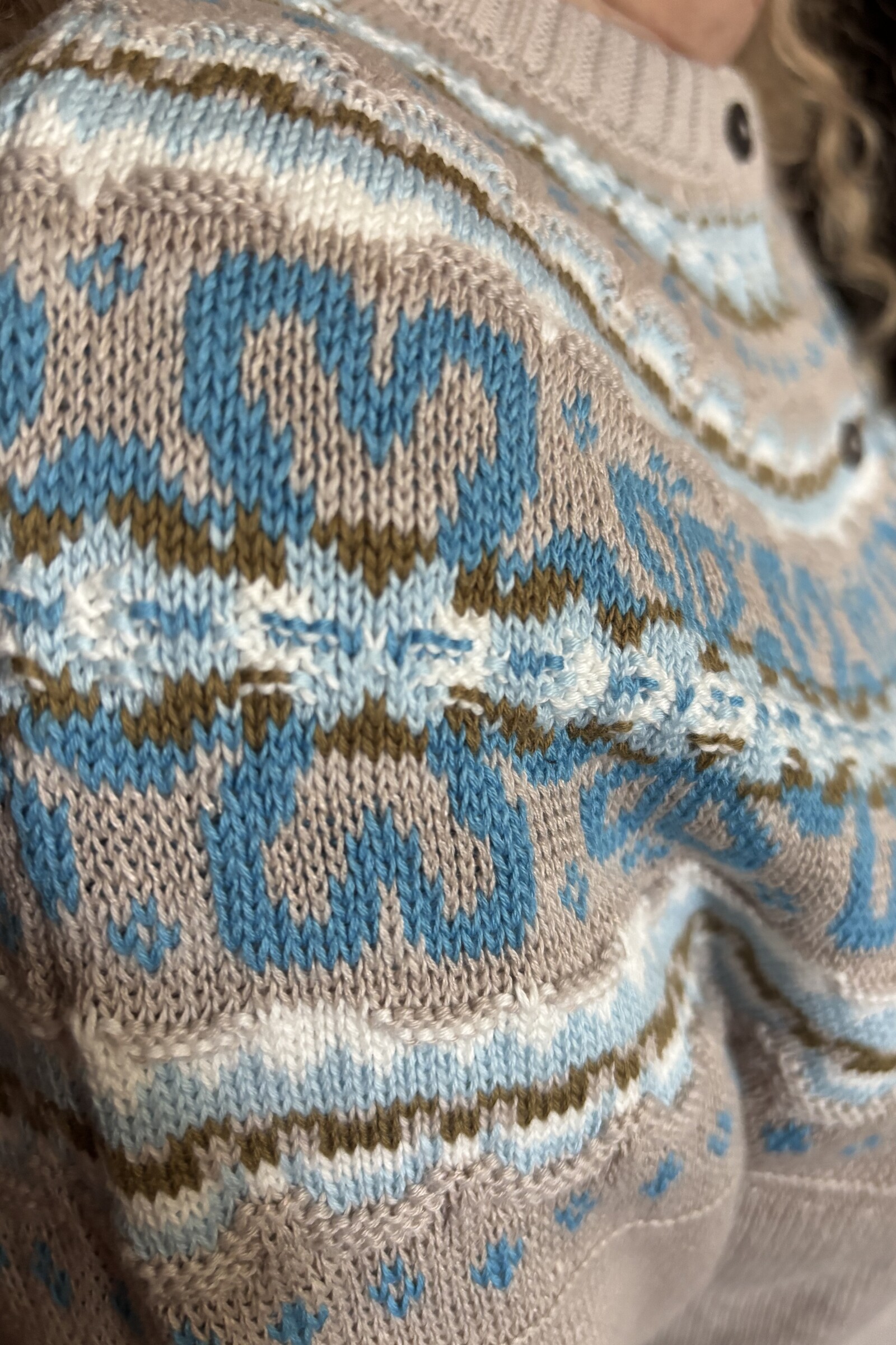 Eribé Eribé Evie Crew Neck Cardigan Ariel |  Gilet Beige à 53% de Lin et à 47% de Coton Biologique