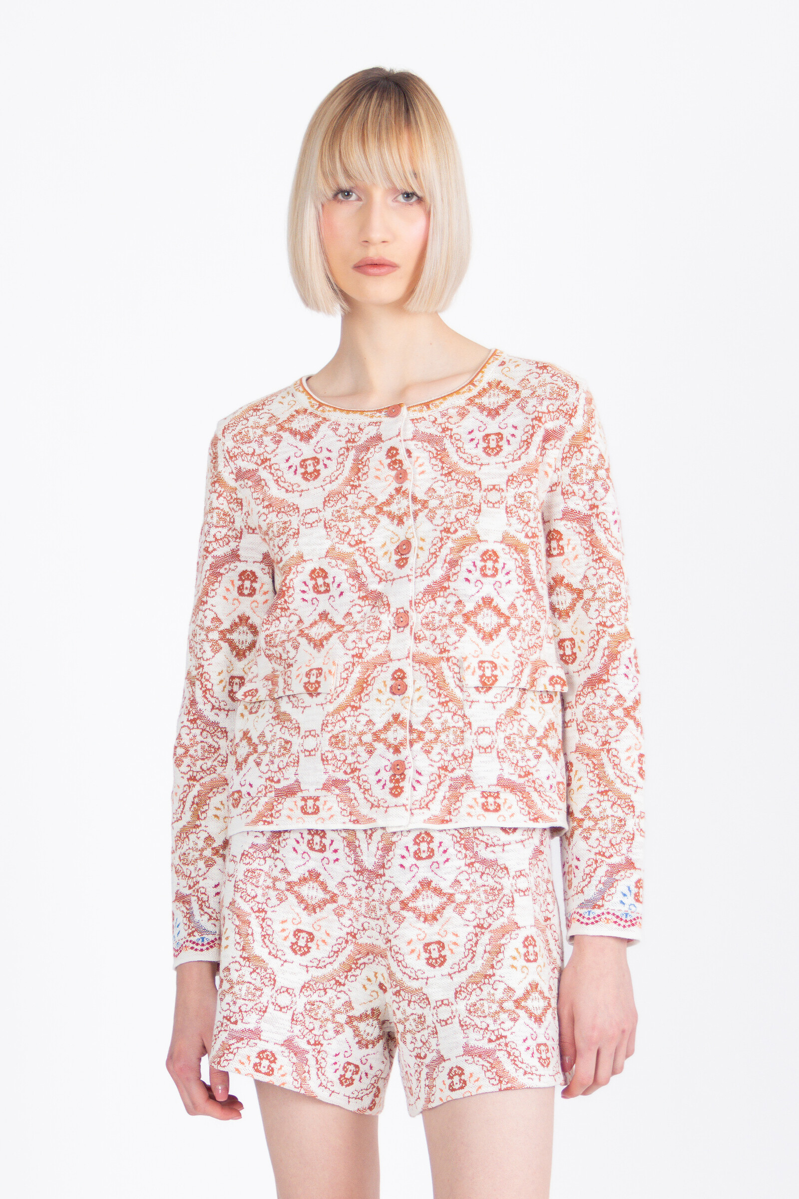 IVKO  Woman IVKO - Jacket with Pockets Ornament Pattern White Coffee | Zomers Jasje met Zakken