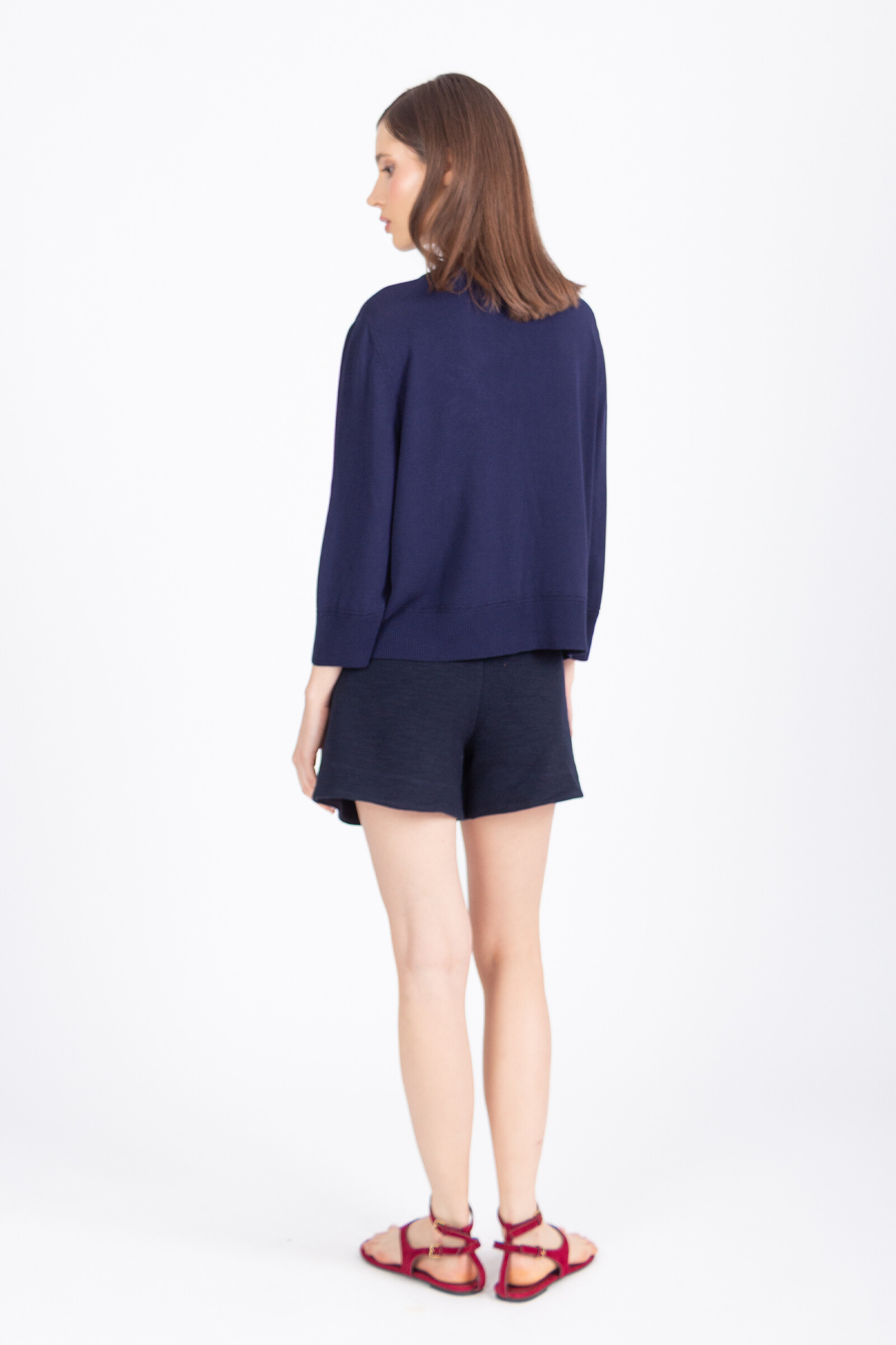 IVKO  Woman IVKO - Embroidered Cardigan Floral Pattern Marine | Donkerblauw Zomers Vest met Kleurrijke Geborduurde Bloemen