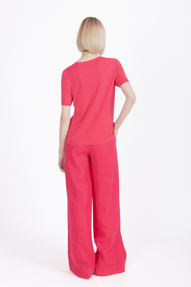 IVKO - Pullover with Embroidery Floral Pattern Pink | Roze Zomers Shirt met Kleurrijke Geborduurde Bloemen