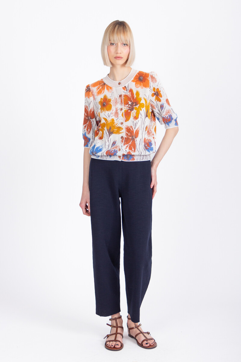 IVKO - Short Sleeve Cardigan Floral Pattern White Coffee | Verleidelijk Beige Vest met Kleurrijke Bloemen