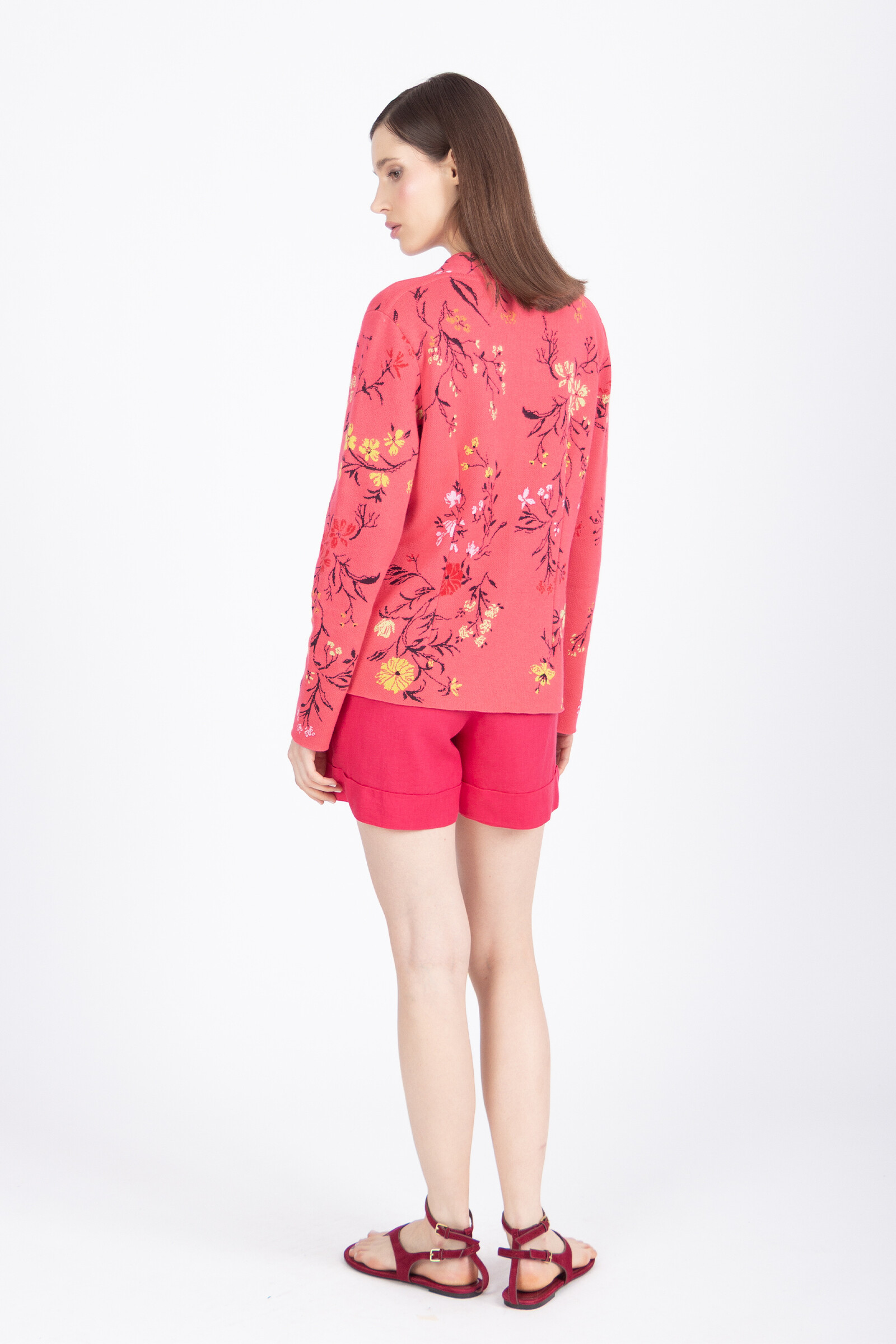 IVKO  Woman IVKO - Jacquard V-Neck Jacket Floral Pattern Pink | Felroze Zomers Vest met Kleurrijke Bloemen