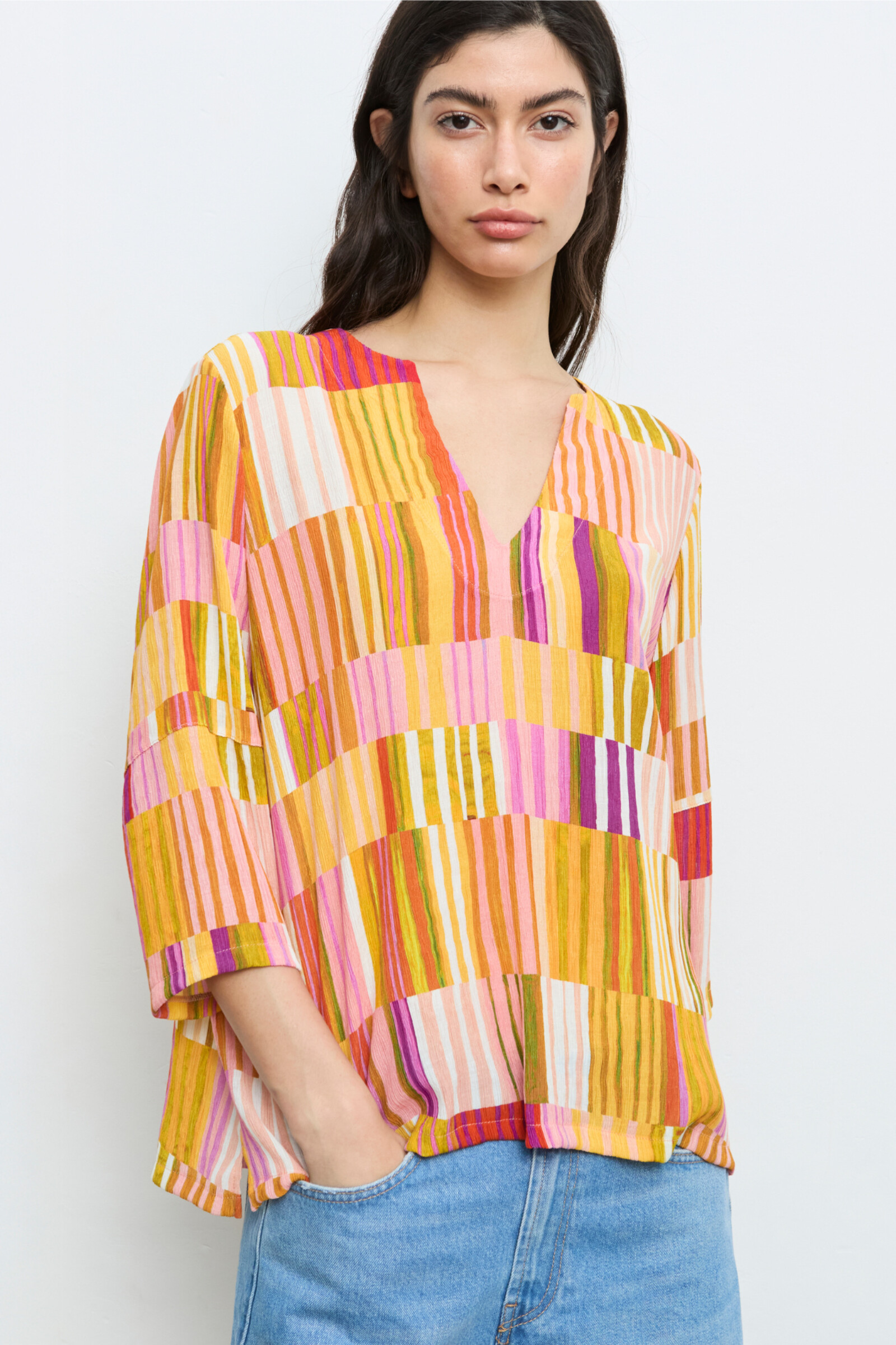 Aldo Martins  Cap Juluca A New Story Aldo Martins - Shirt Patchwork Orange | Shirt aux Couleurs Extravagantes d'Aldo Martins