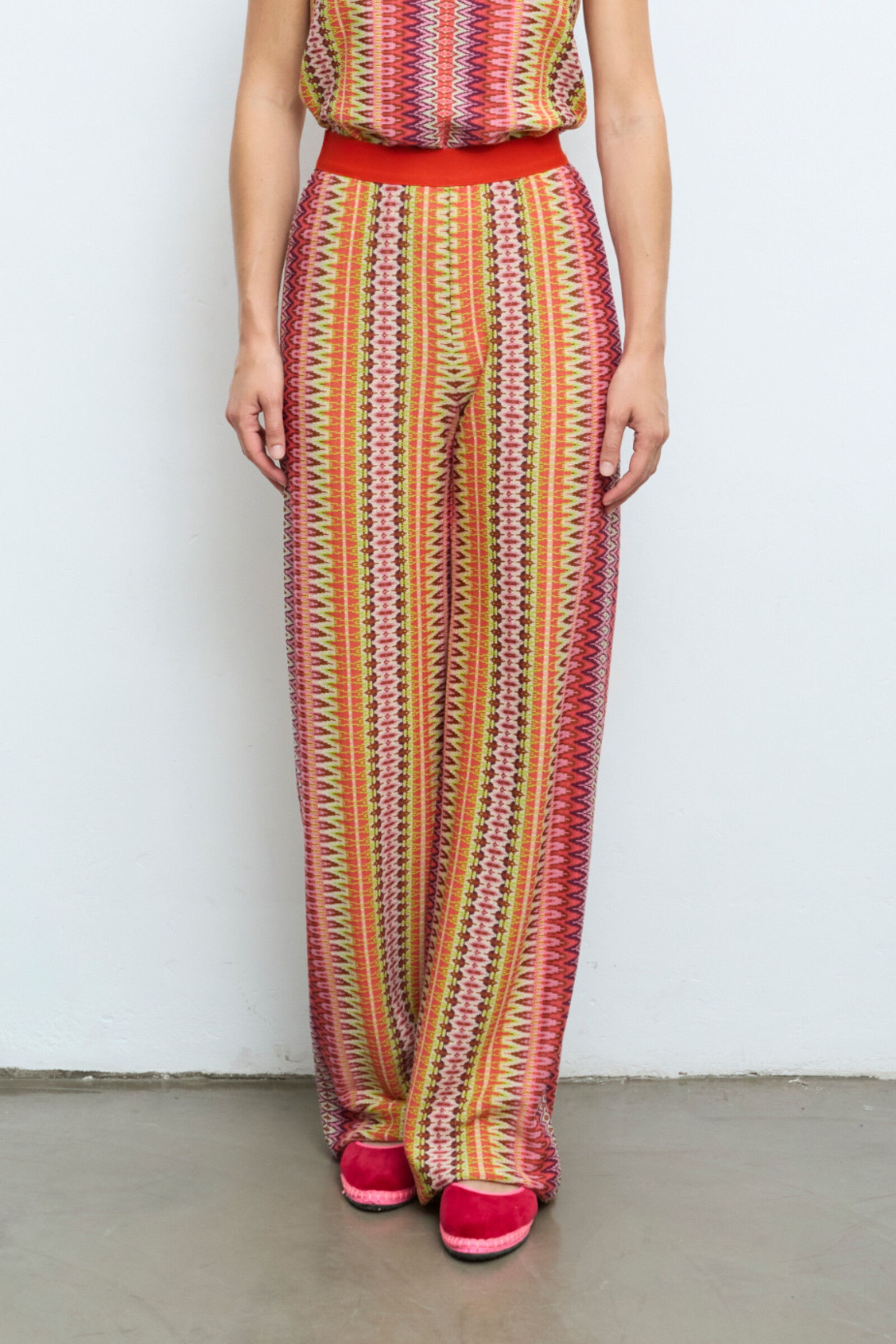 Aldo Martins  Aldo Martins - Pants Retro Coral | Brightly Colored Pants with Lurex by Aldo Martins