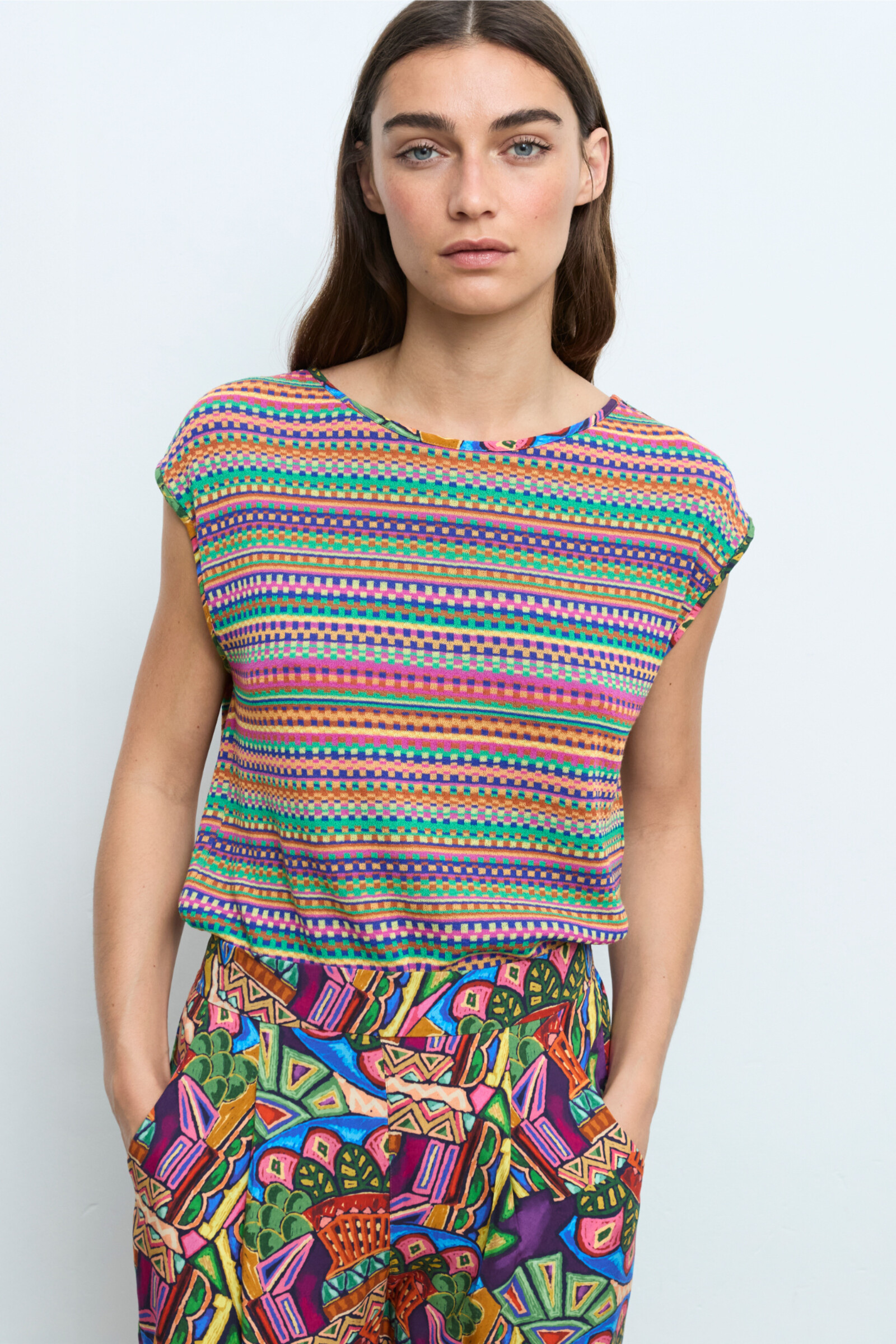 Aldo Martins  Cap Juluca A New Story Aldo Martins - Shirt Geometric Pattern Multicolor | Speels Shirt van Bamboe en Katoen