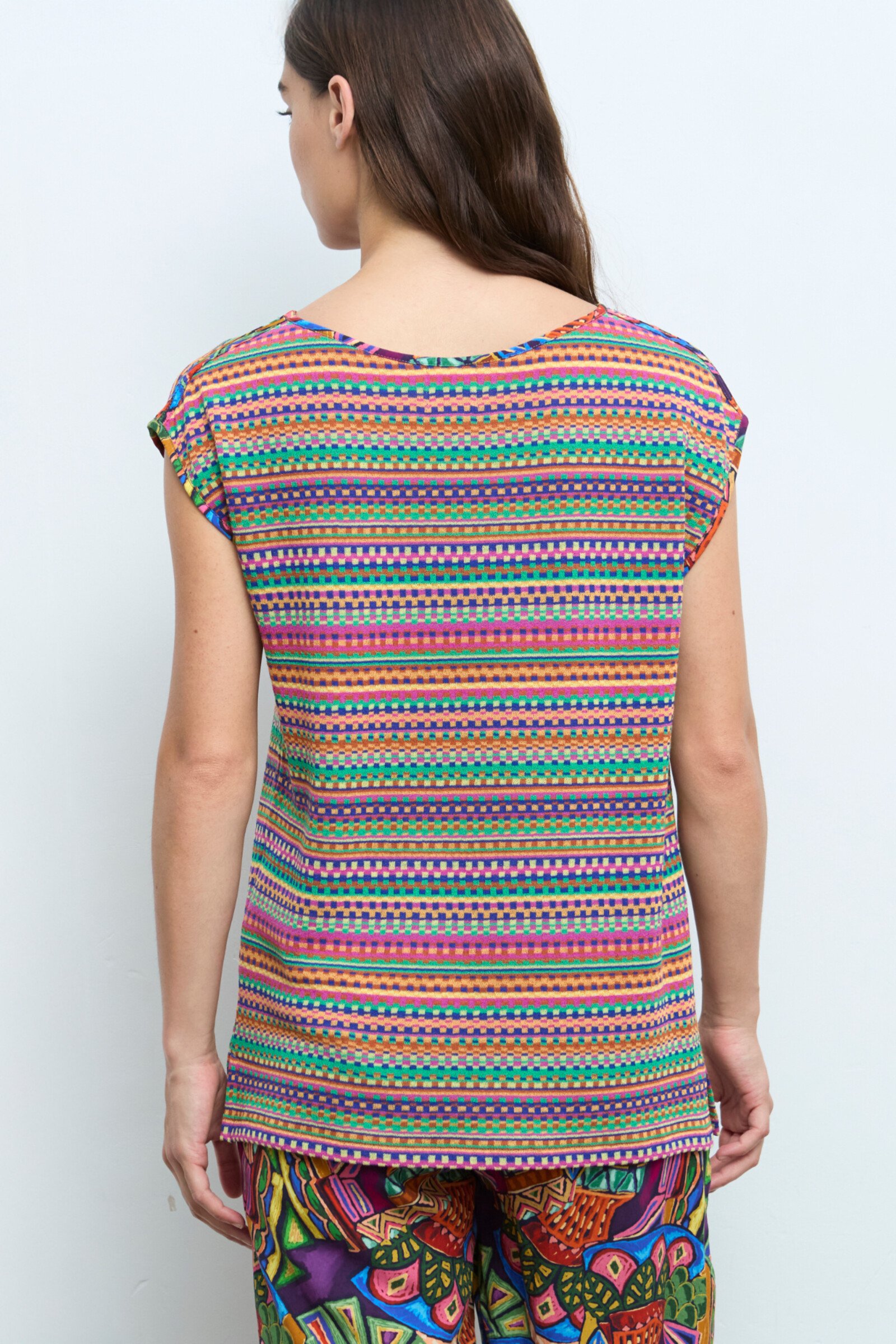 Aldo Martins  Cap Juluca A New Story Aldo Martins - Shirt Geometric Pattern Multicolor | Speels Shirt van Bamboe en Katoen