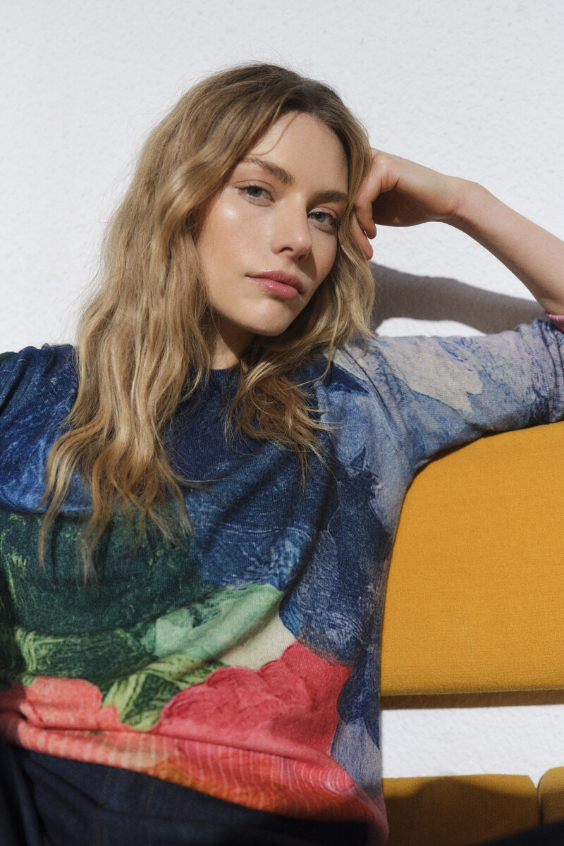 Aldo Martins - Arty Printed Sweater Blue | Luxe Fijngebreide Trui van Merinowol en Kasjmier