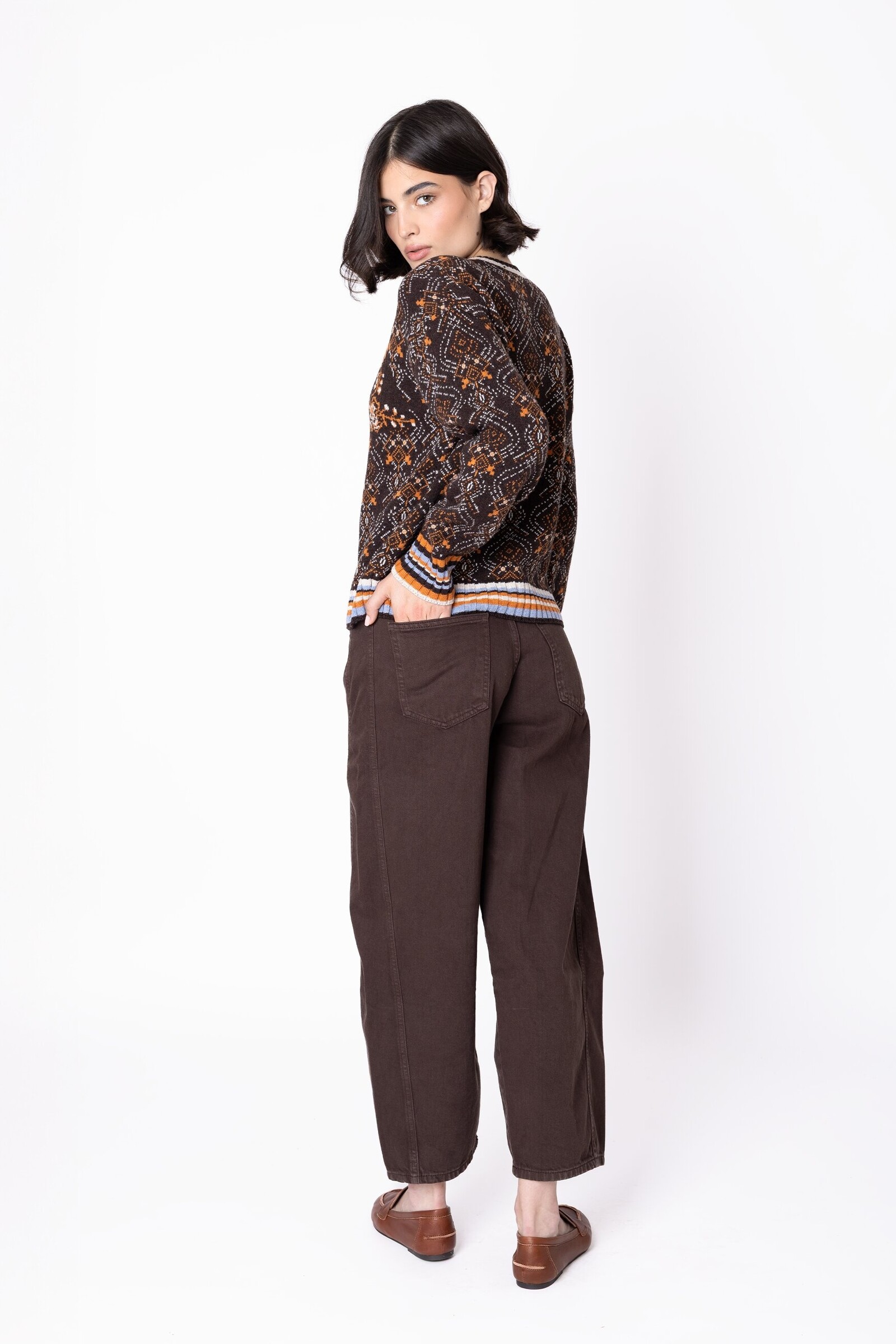IVKO  Woman IVKO - Pullover Fika Floral Chocolate | Pull Chaud et Élégant en Matières Naturelles