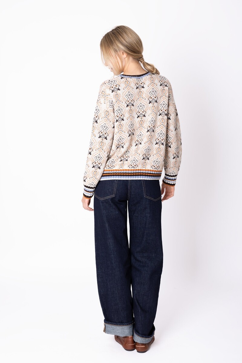 IVKO - Pullover Fika Floral Cream | Warme en Elegante Trui van Natuurlijke Materialen