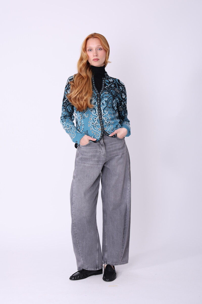 IVKO - Knit Jacket Petal Script Blue | Exklusive Strickjacke  aus 100 % Baumwolle, Winter-Must-Have