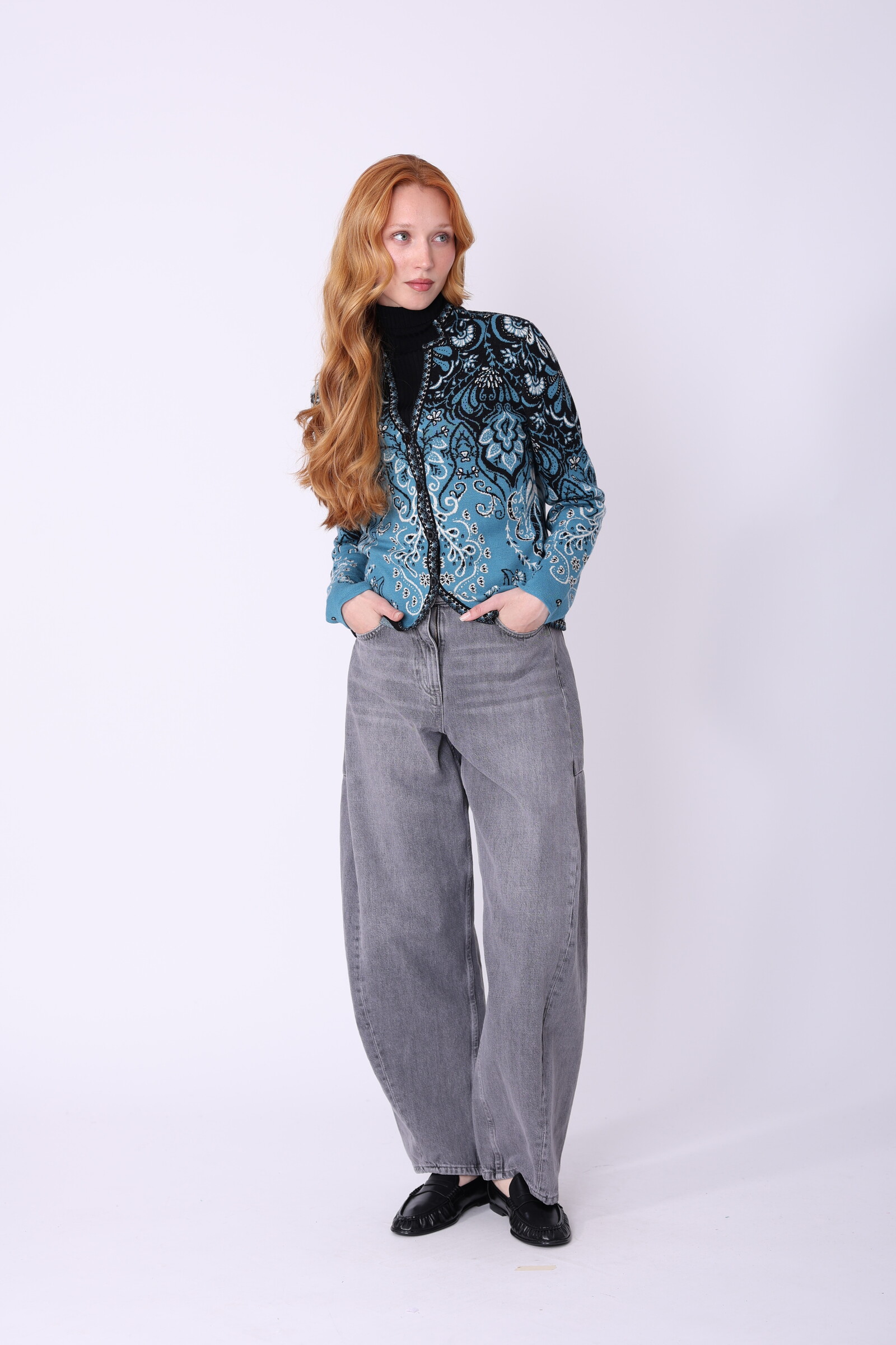 IVKO  Woman IVKO - Knit Jacket Petal Script Blue | Exclusief Vest van 100% Katoen, Winterse Must-Have