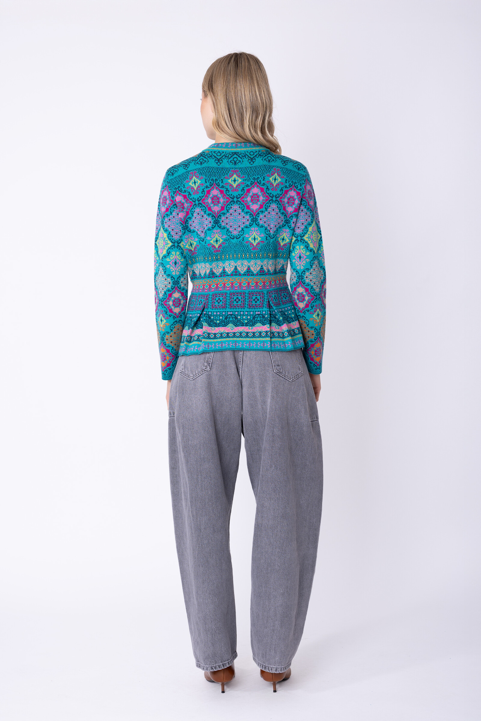 IVKO  Woman IVKO - Peplum Knit Jacket Azulejo Adria | Oogverblindend Vest van 100% Wol met Portugese Motieven