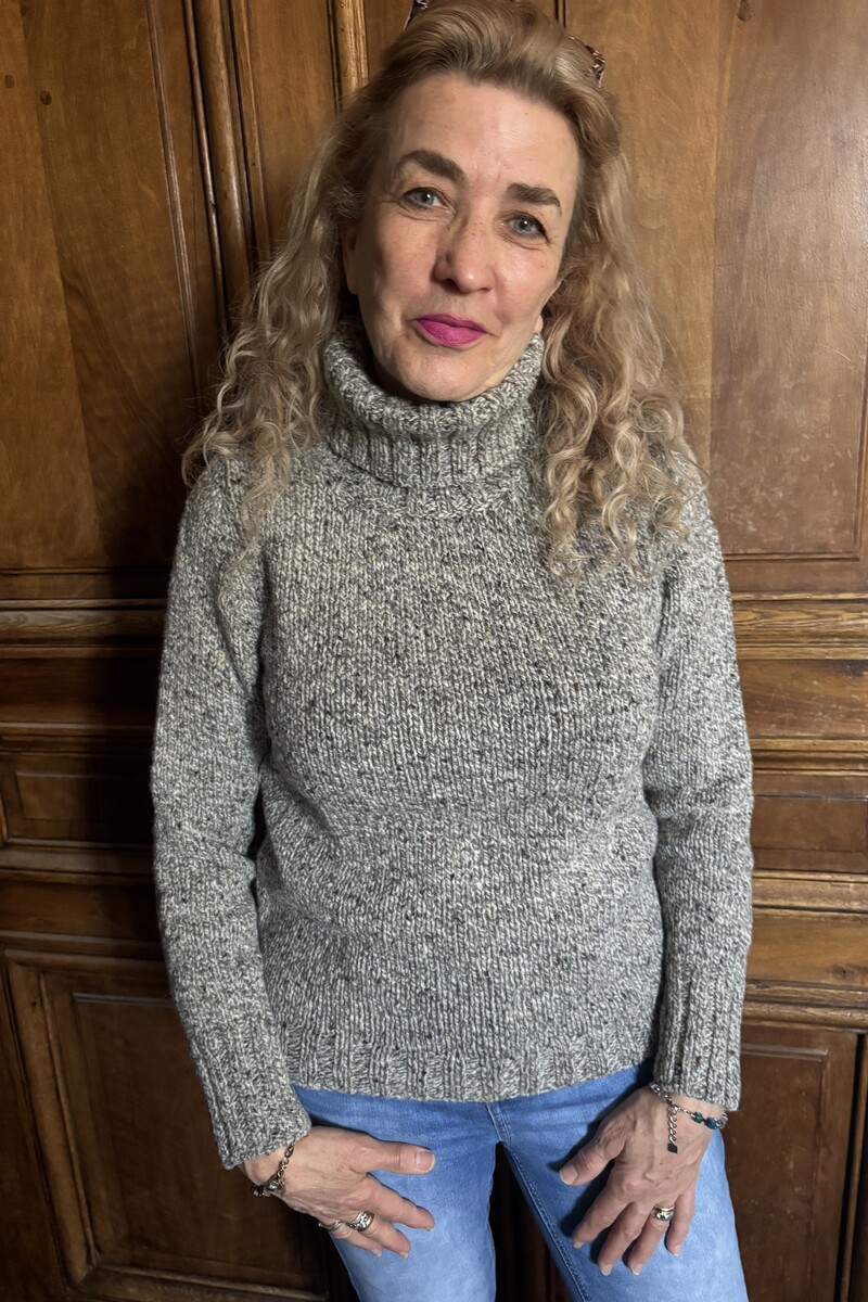 Fisherman Out of Ireland - Donegal Polo Neck Sweater Porridge | Grijze Trui van 100% Merinowol