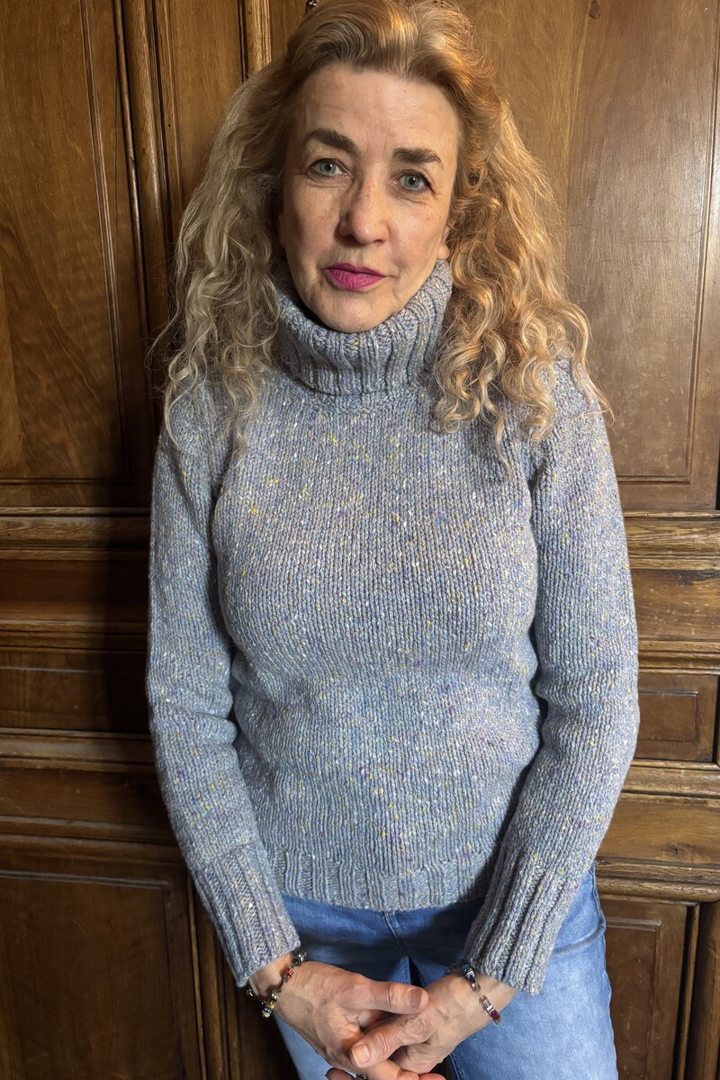 Fisherman Out of Ireland - Donegal Polo Neck Sweater Ice Blue | Lichtblauwe Trui van 100% Merinowol