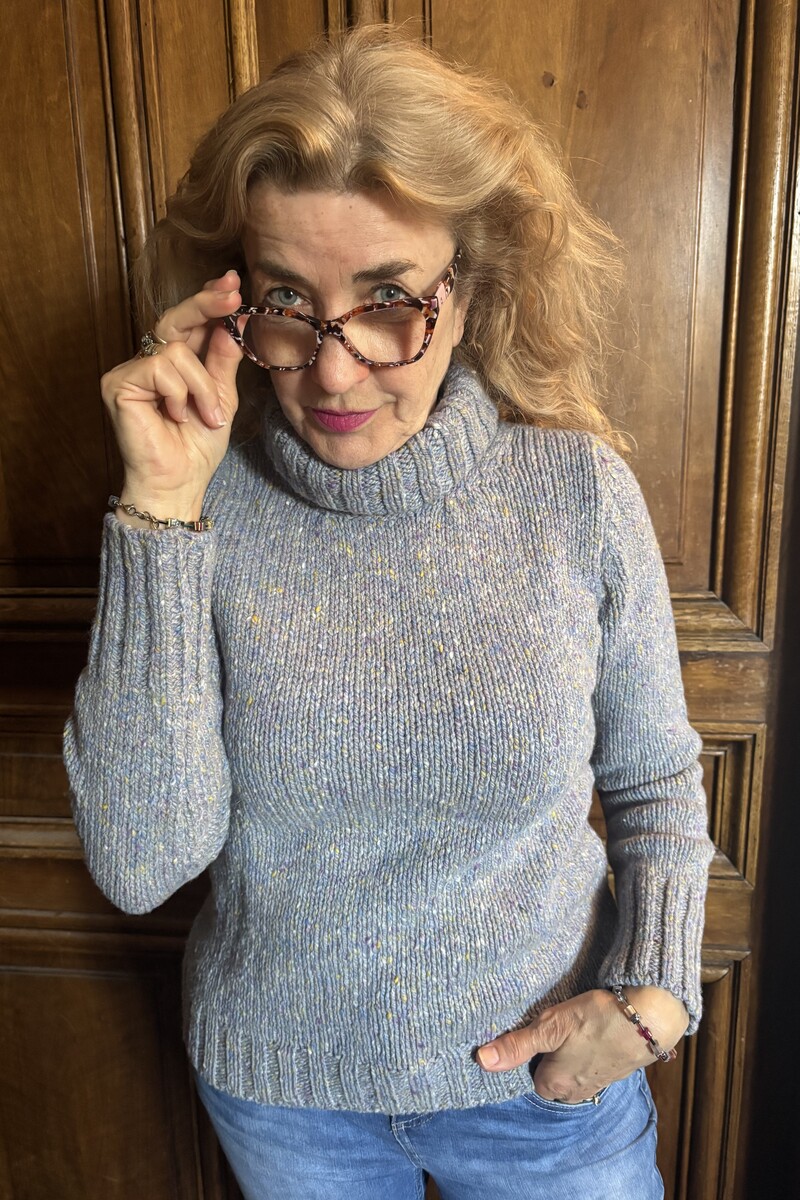 Fisherman Out of Ireland - Donegal Polo Neck Sweater Ice Blue | Lichtblauwe Trui van 100% Merinowol