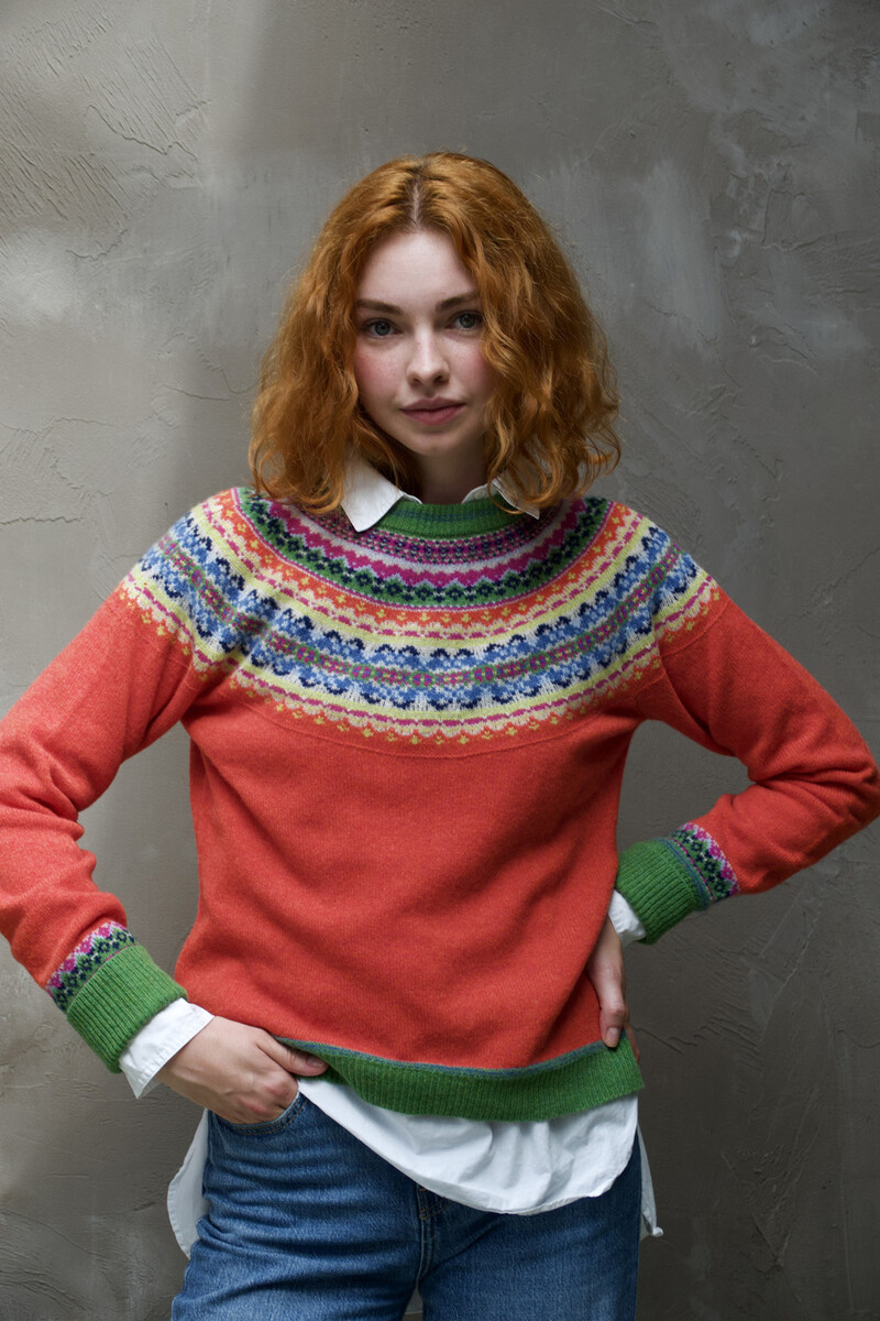 Eribé Alpine Short Sweater Bellarose |  Warm and Soft Sweater with Bright Shades