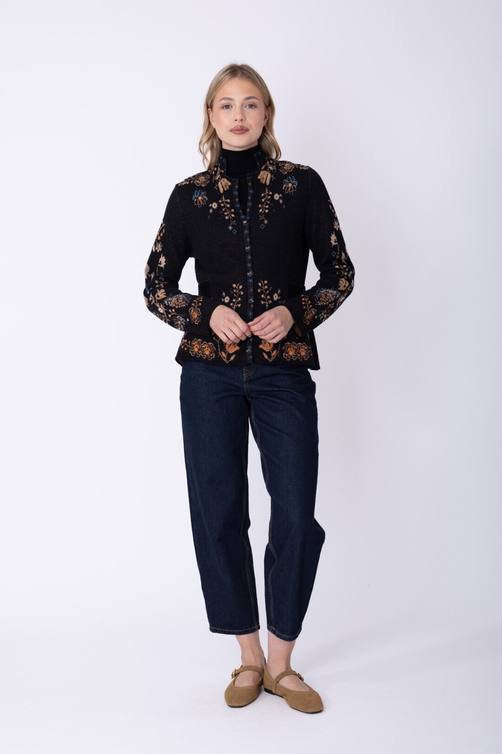 IVKO  Woman IVKO - Knit Jacket Fika Floral Black | Enchanting Cardigan Made of 100% Wool