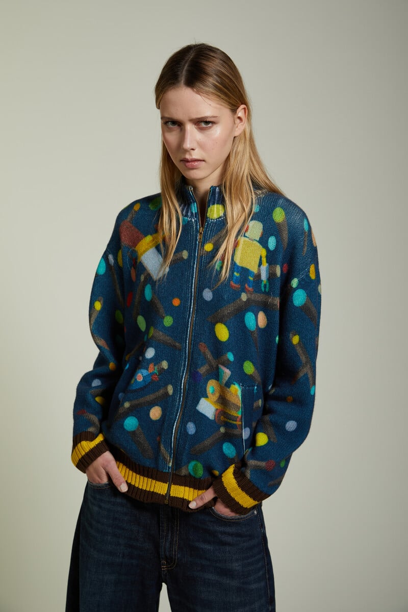 JEi'S - Oversized Zip Jacket Toys Print Navy | Veste Ludique en 100 % Pure Laine Vierge avec Motifs de Jouets
