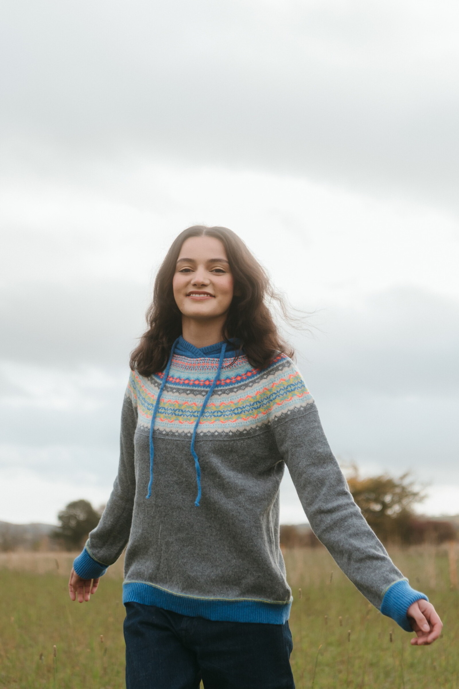 Eribé Eribé - Alpine Hoody Sweater Charm | Pull à Capuche Gris en 100 % Laine Mérinos