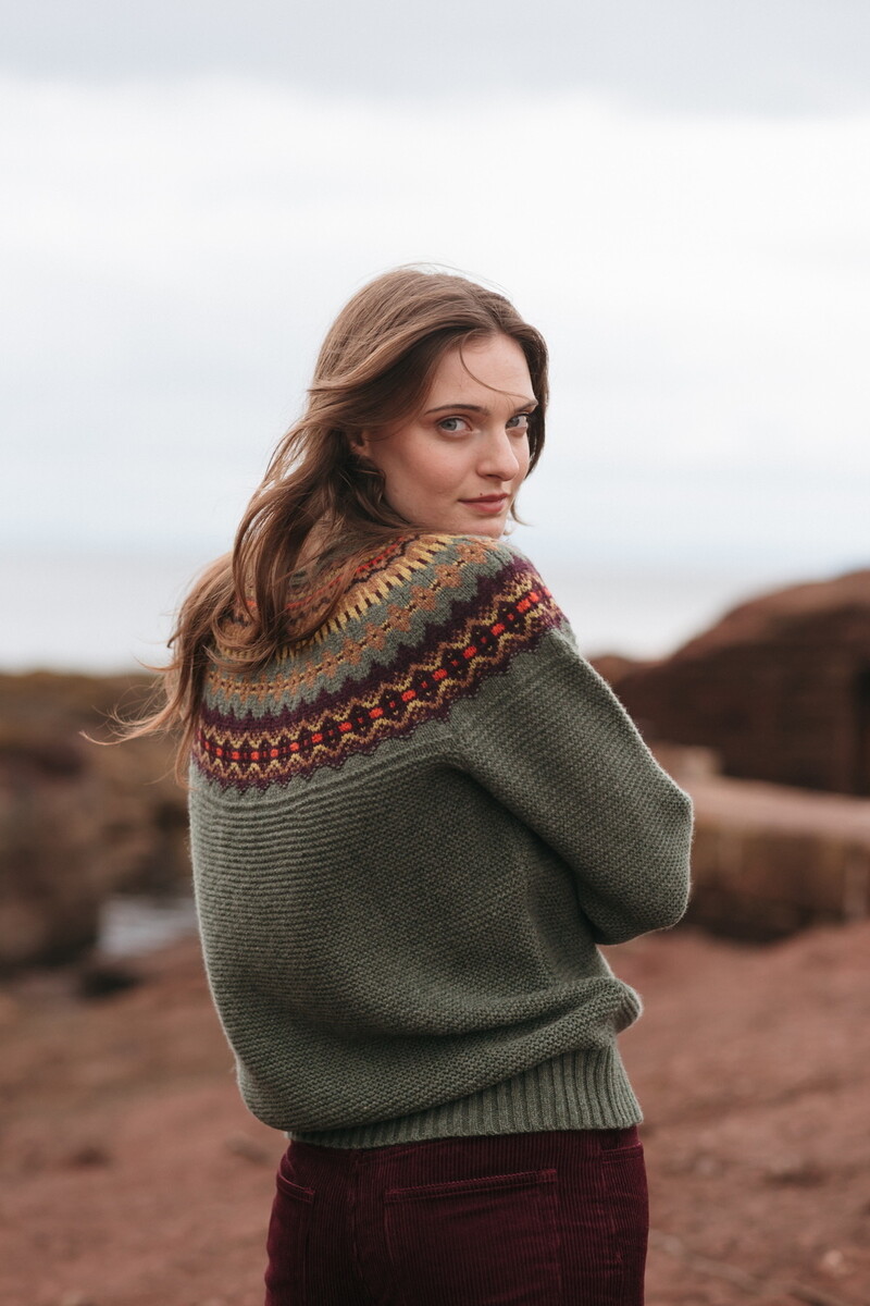 Eribé - Stoneybrek Sweater Highland | Pull Vert à Motif Fairisle en 100 % Laine Mérinos