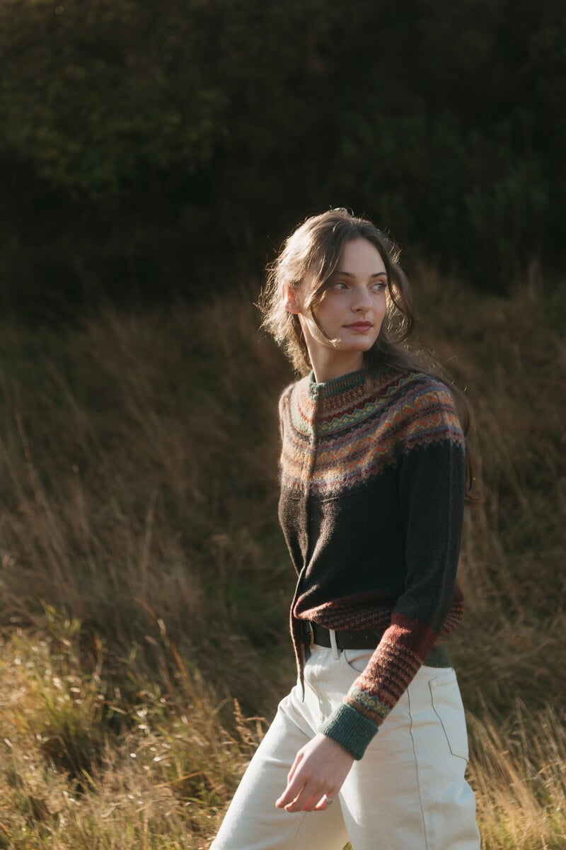 Eribé - Alpine Cardigan Oakley | Gilet Marron à 96% de Laine Mérinos Douce et à 4% de Laine Angora