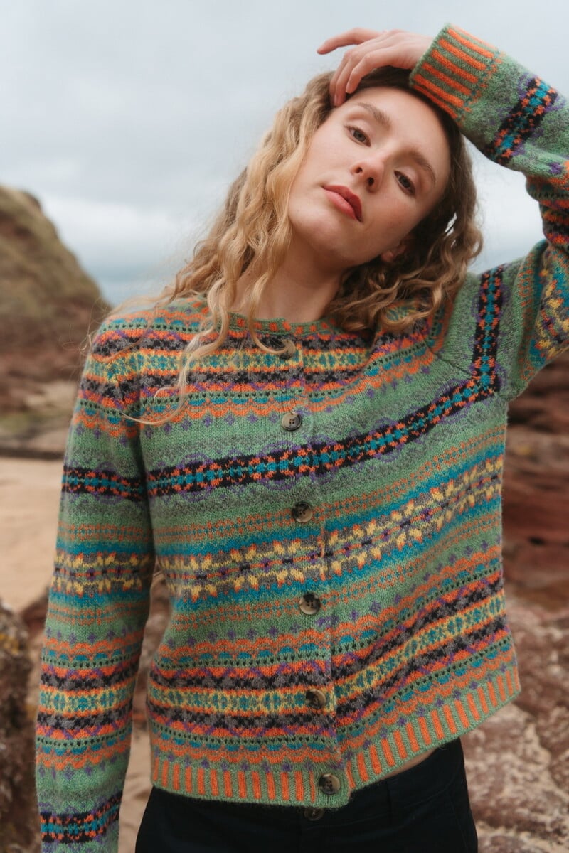 Eribé - Westray Cardigan MacDuff | Green Cardigan in 100% Shetland Wool
