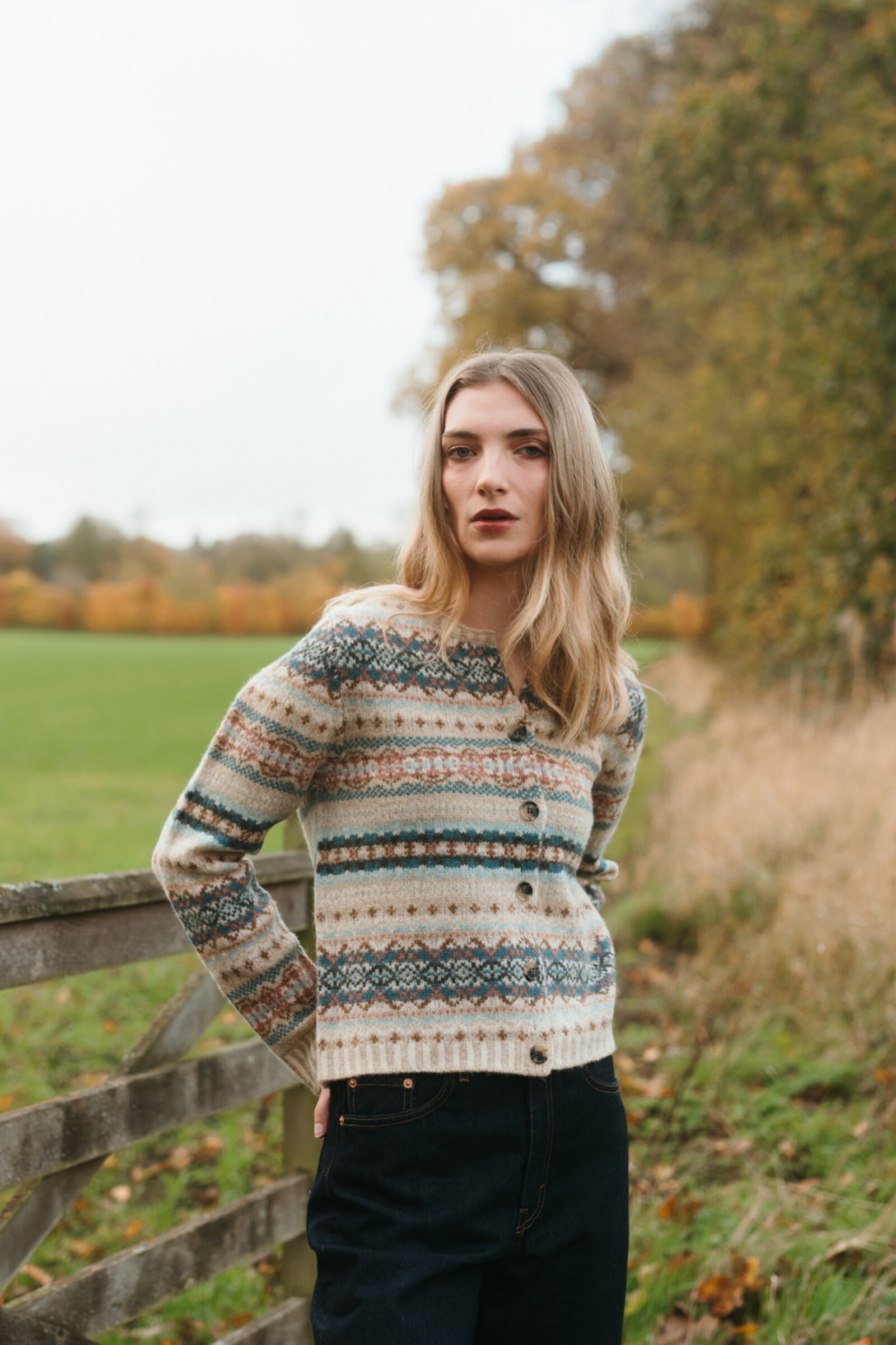 Eribé Eribé - Westray Cardigan Roslyn | Beige Strickjacke aus 100 % Shetlandwolle