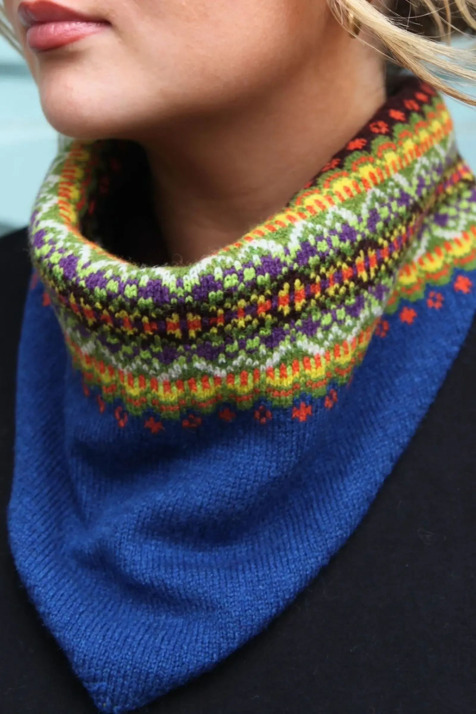 Eribé Eribé - Fairisle Neckerchief Ebony | Écharpe Fair Isle en 100 % Laine d'Agneau Mérinos
