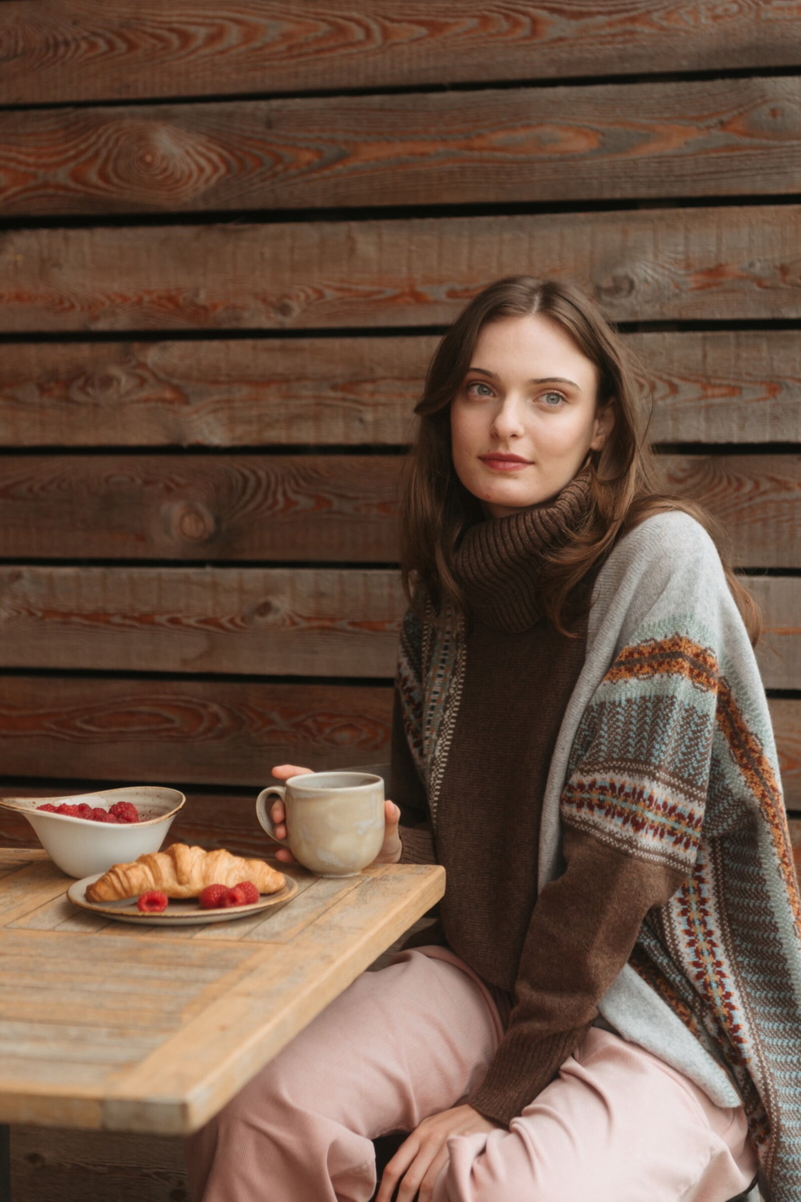 Eribé Eribé - Montrose Cowl Sweater Mushroom | Pull Écossais en Laine d'Agneau Mérinos
