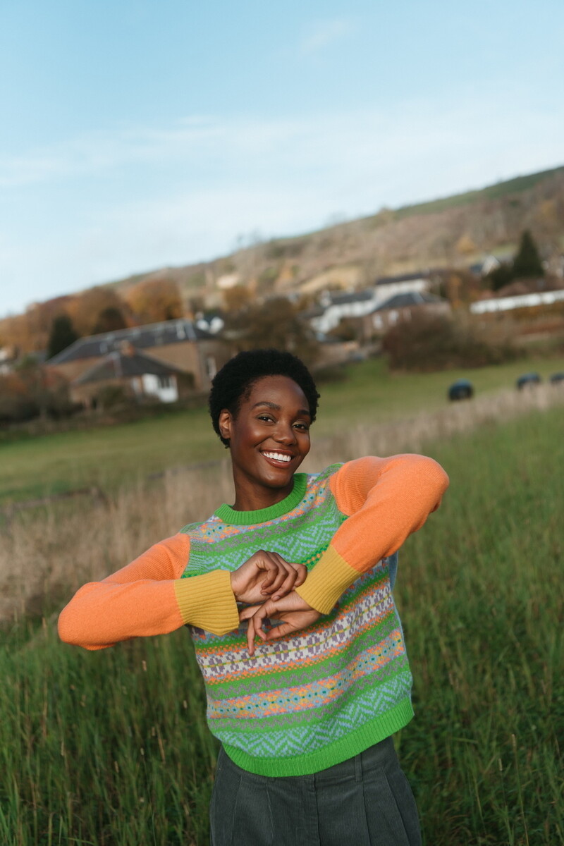 Eribé - Stobo Graffiti Sweater Braw | Pull Réversible Chaud et Doux en 100 % Laine d'Agneau Mérinos