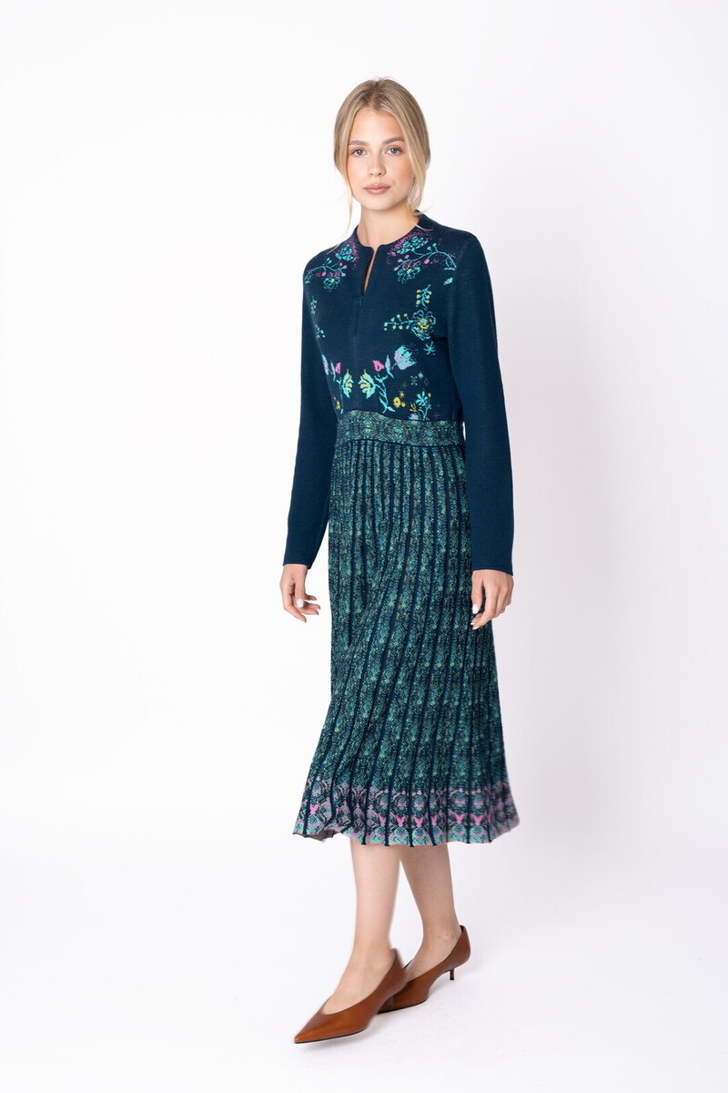 IVKO - Knit Dress Fika Floral Petrol | Atemberaubendes Blaugrünes Kleid mit Plissierter Rock