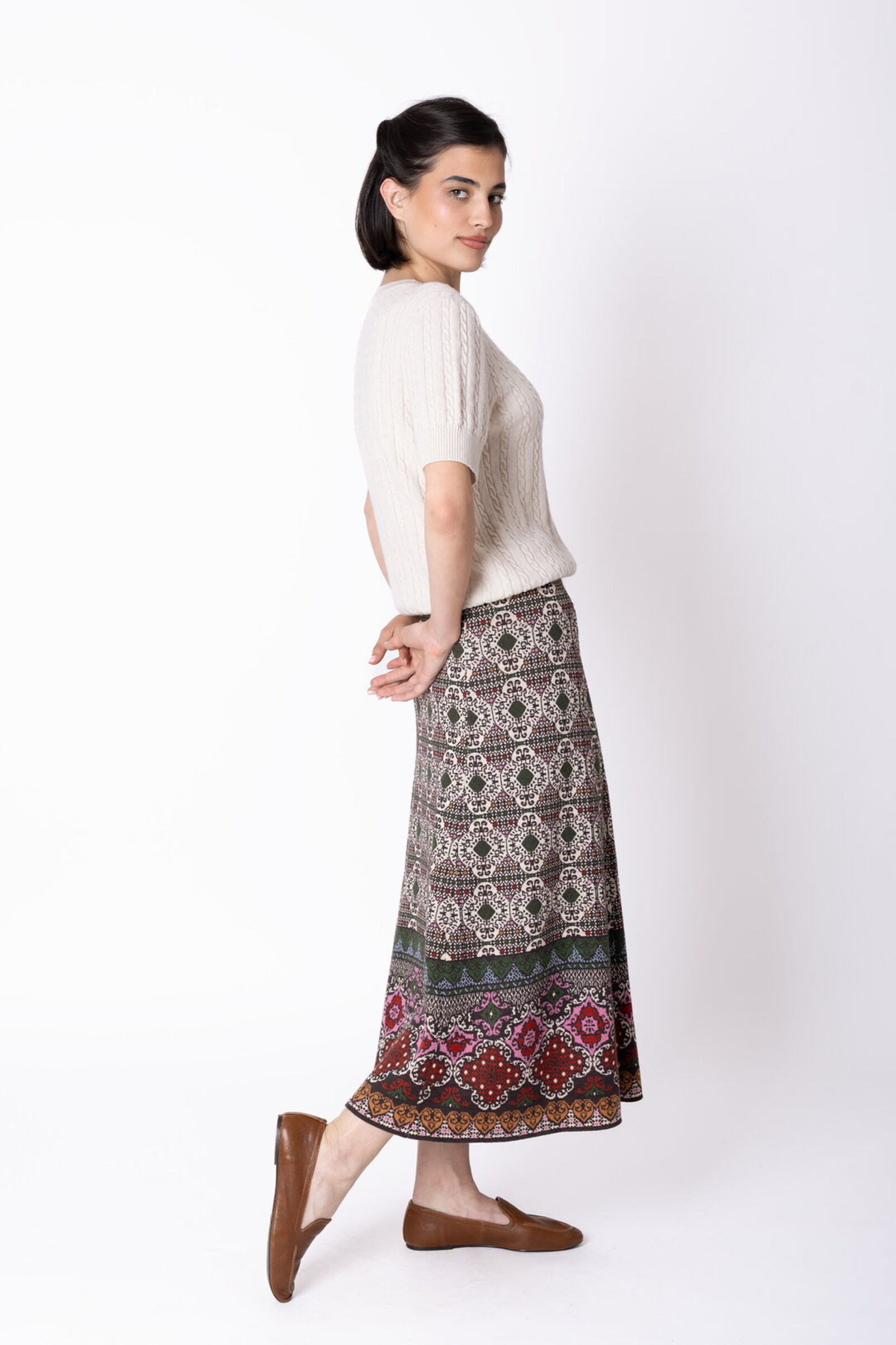 IVKO  Woman IVKO - Azulejo A-Line Knit Skirt Chocolate | Stijlvolle Chocoladebruine Rok met Portugese Motieven
