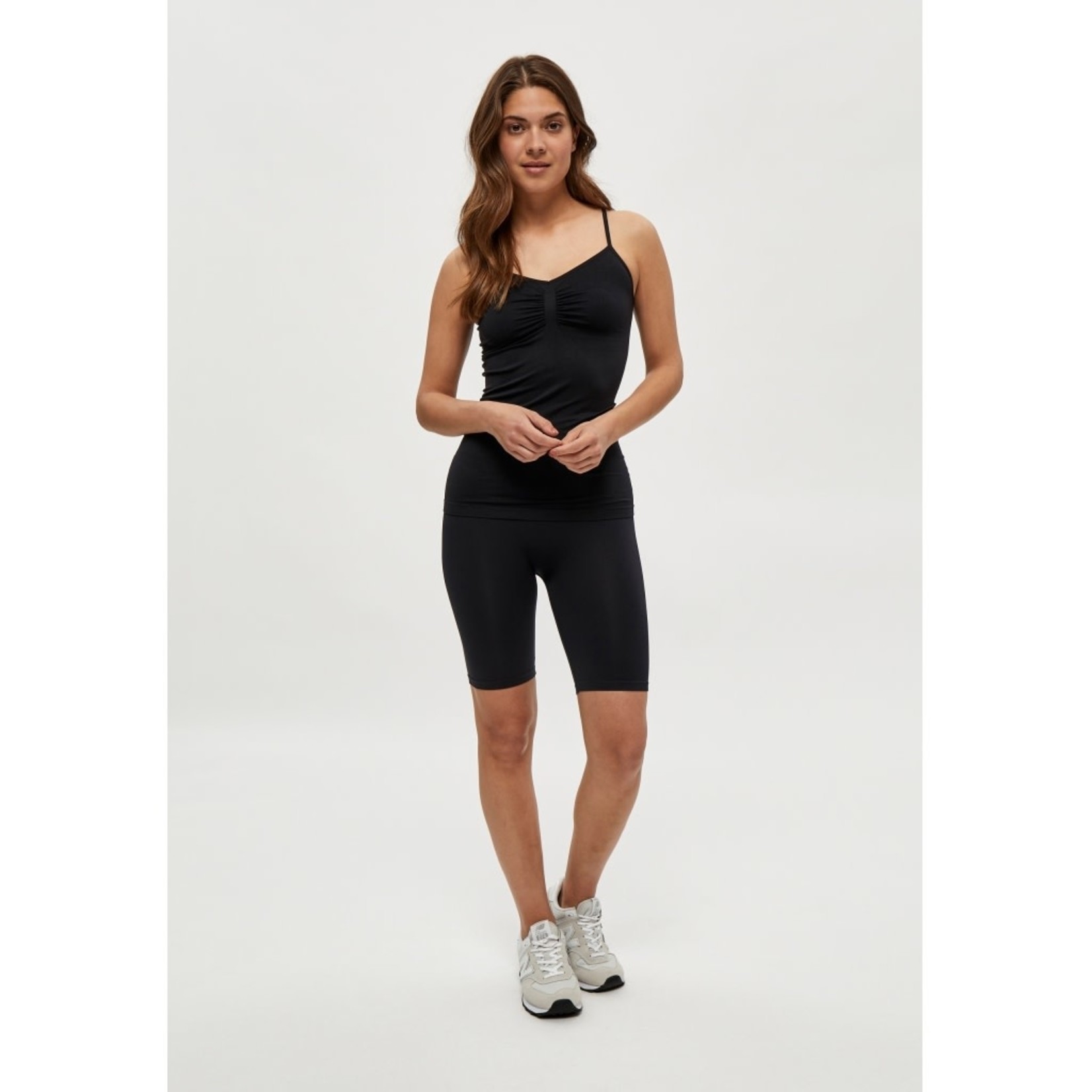 Minus Mira shorts Black