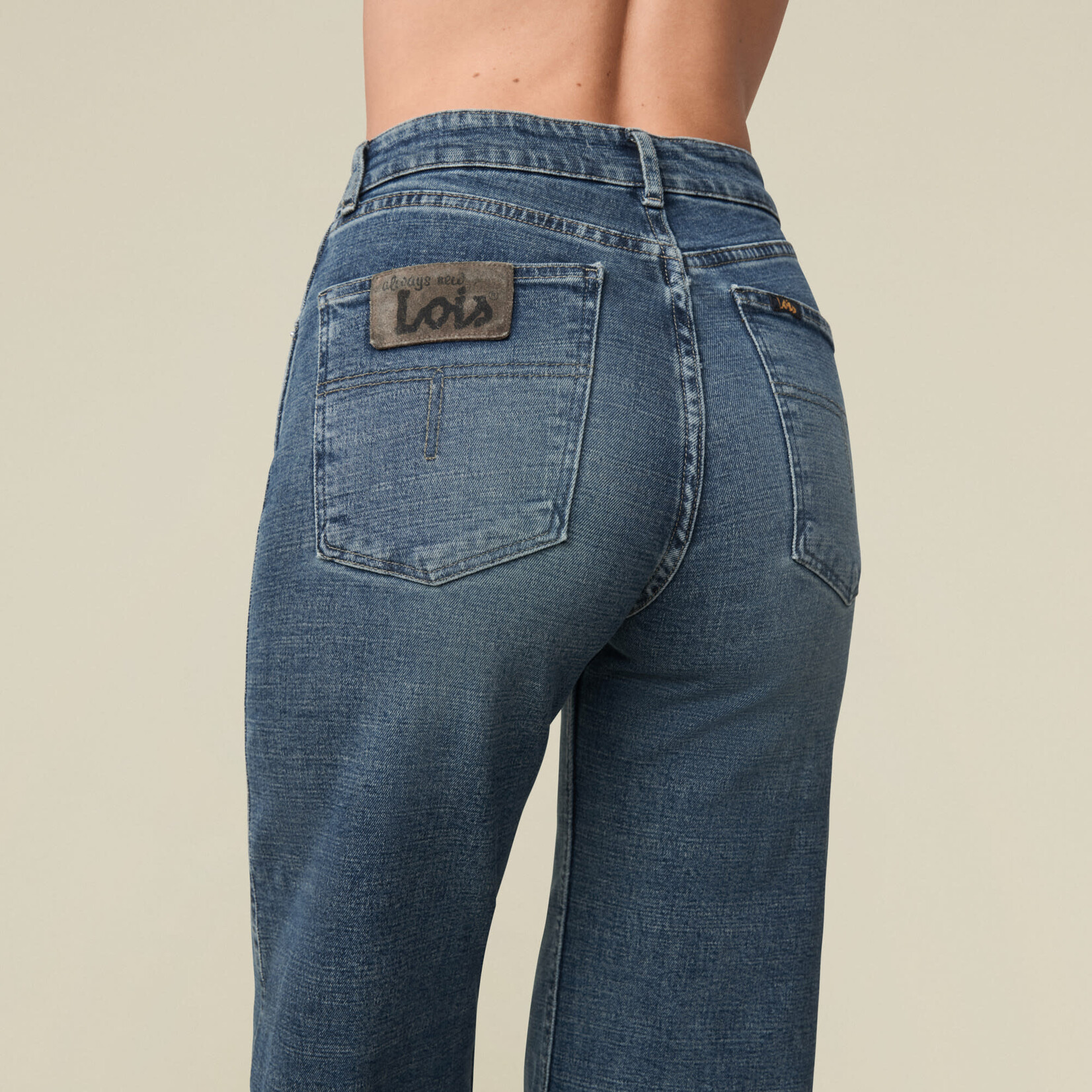 Lois Rosalia Vintage stone