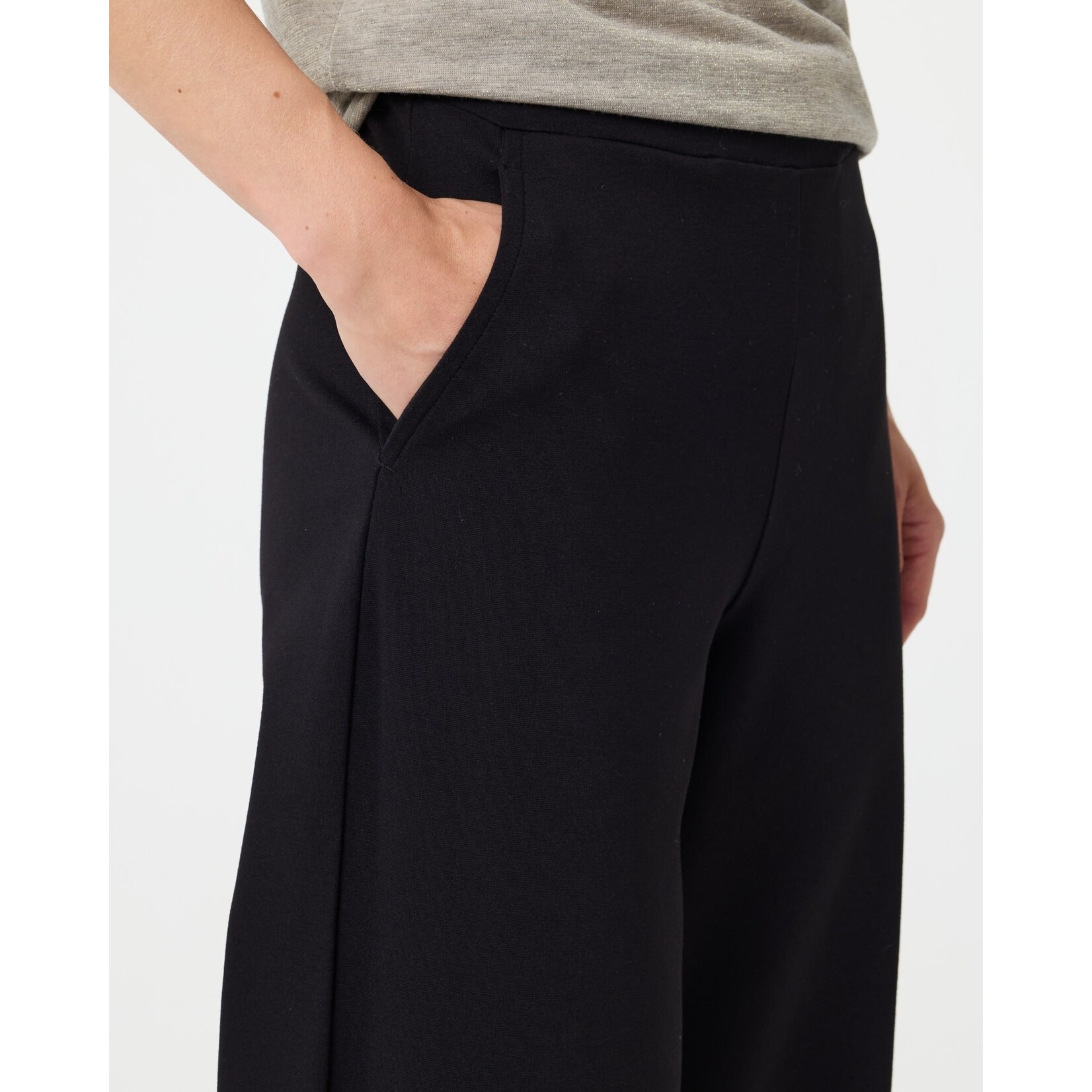 Knit-ted Flore pants Black