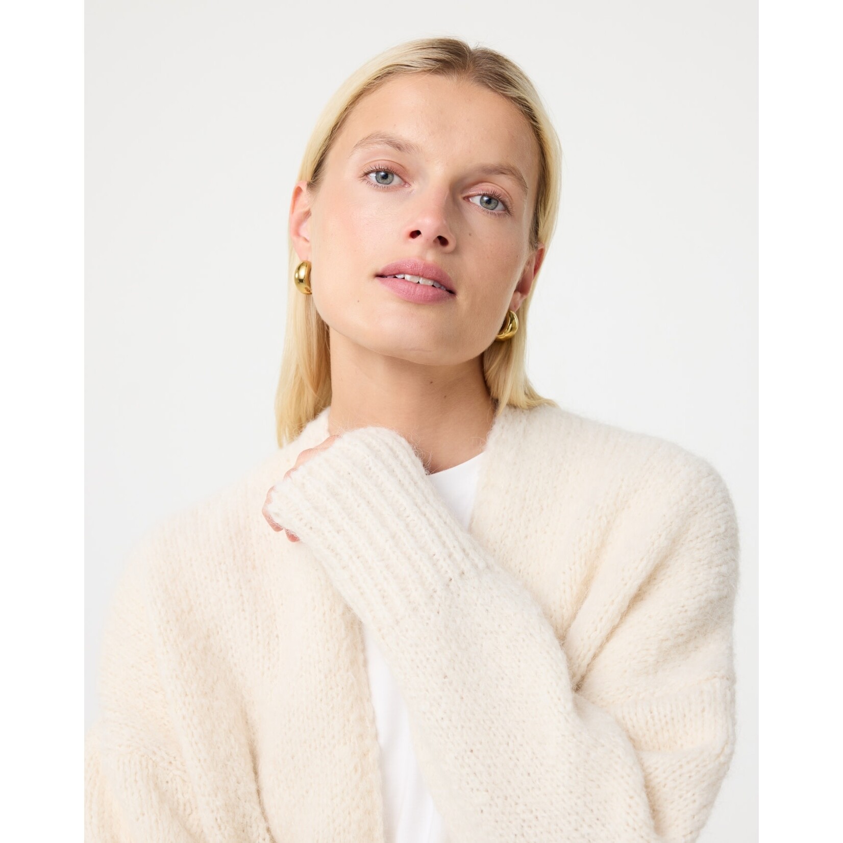 Knit-ted Becky vest Creme