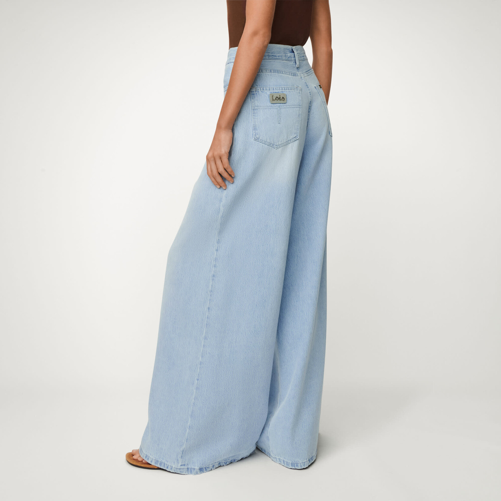 Lois Marlene Wilson bleach