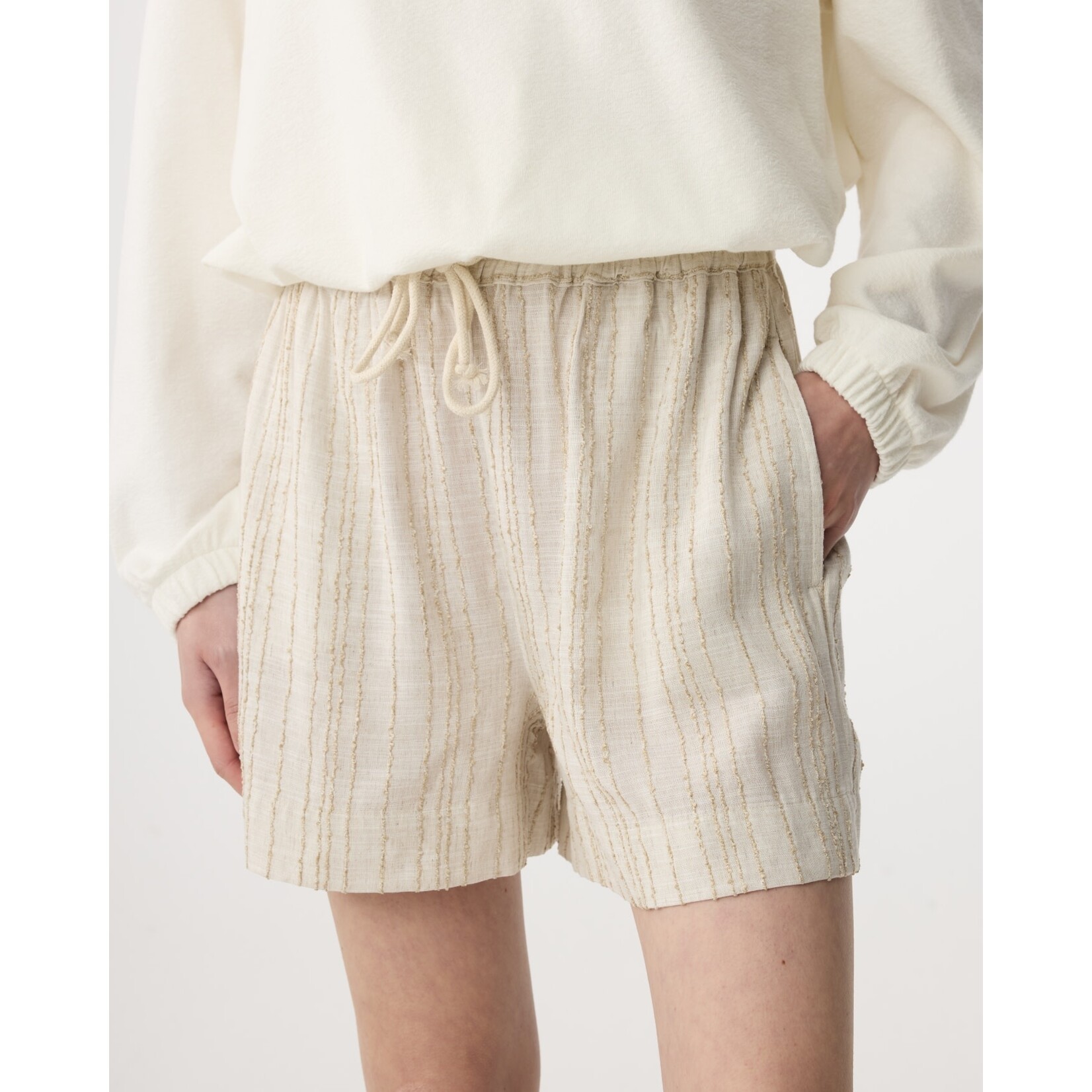 Knit-ted Mieke shorts Sand
