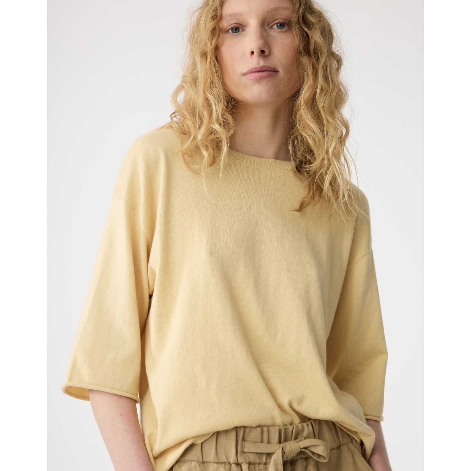 Knit-ted Merle  t-shirt Yellow