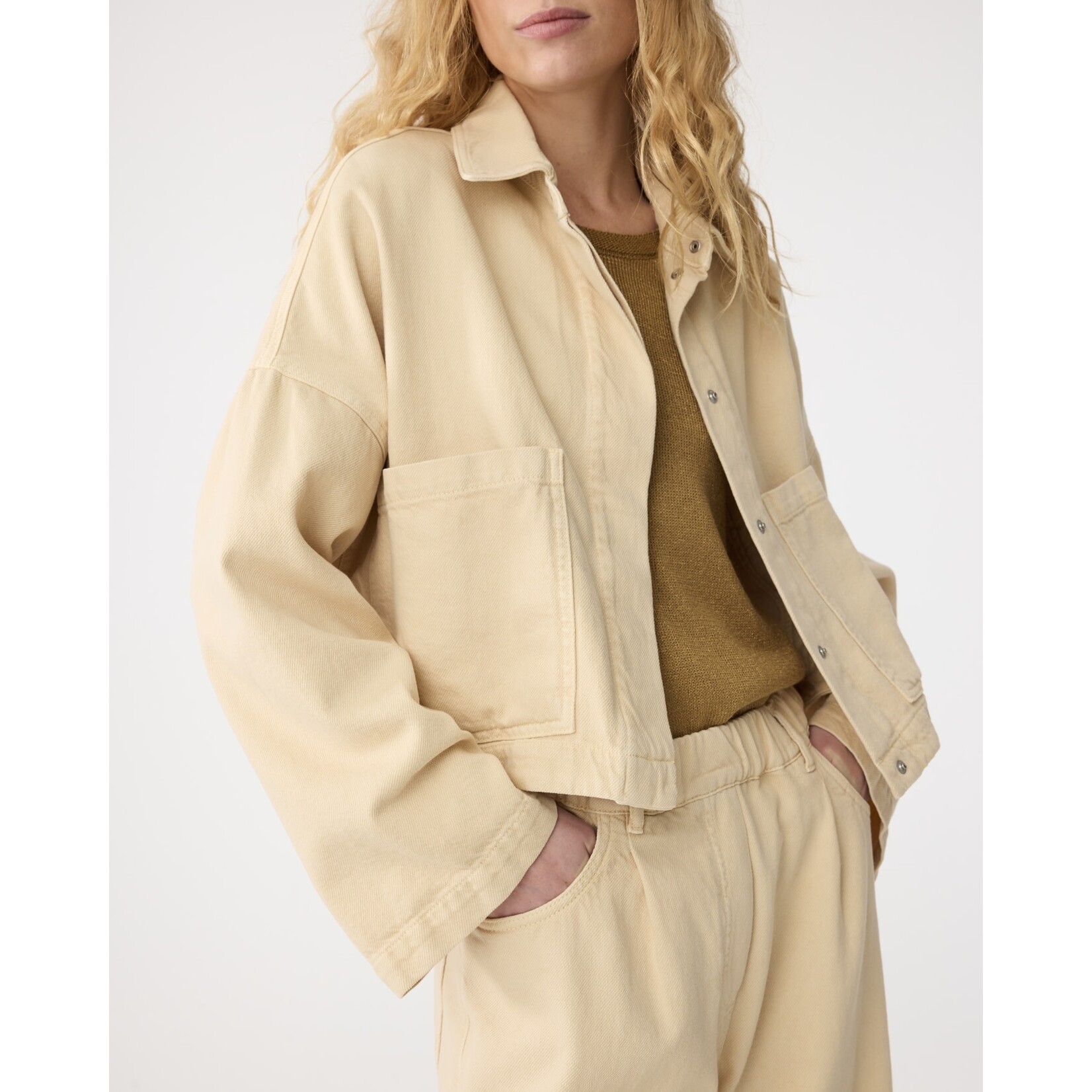 Knit-ted Daisy jacket Sand